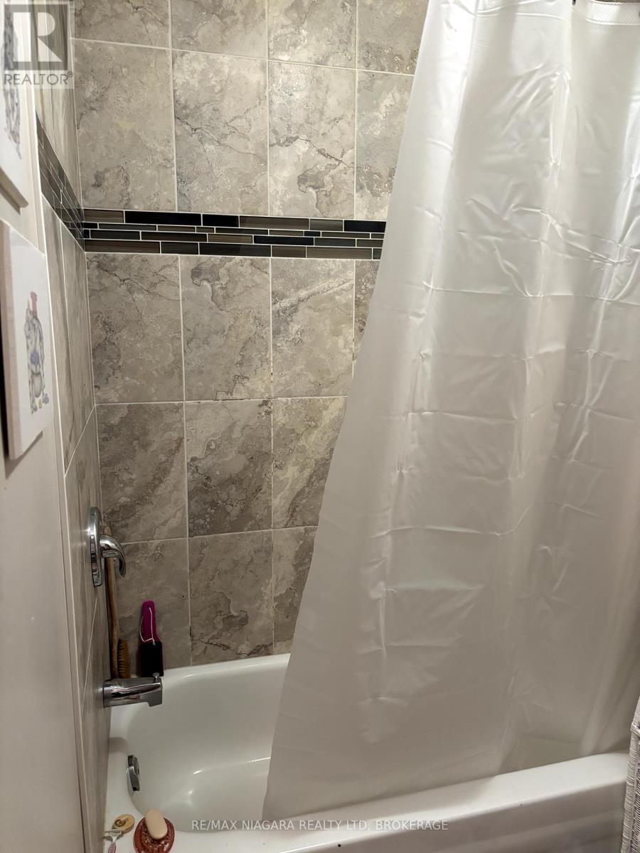 130 Killaly Street E, Port Colborne, Ontario  L3K 1N6 - Photo 35 - X11913945