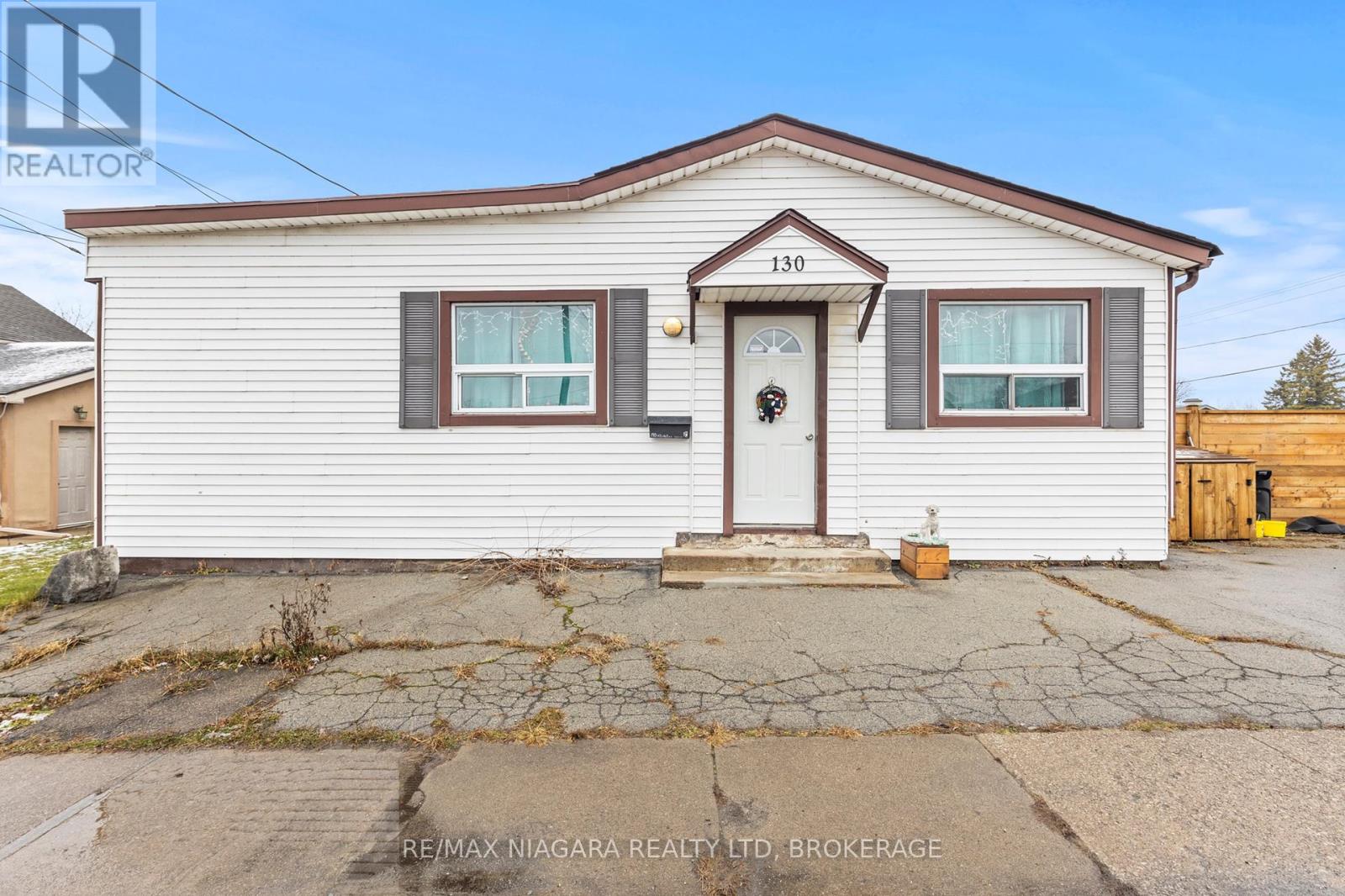 130 Killaly Street E, Port Colborne, Ontario  L3K 1N6 - Photo 4 - X11913945