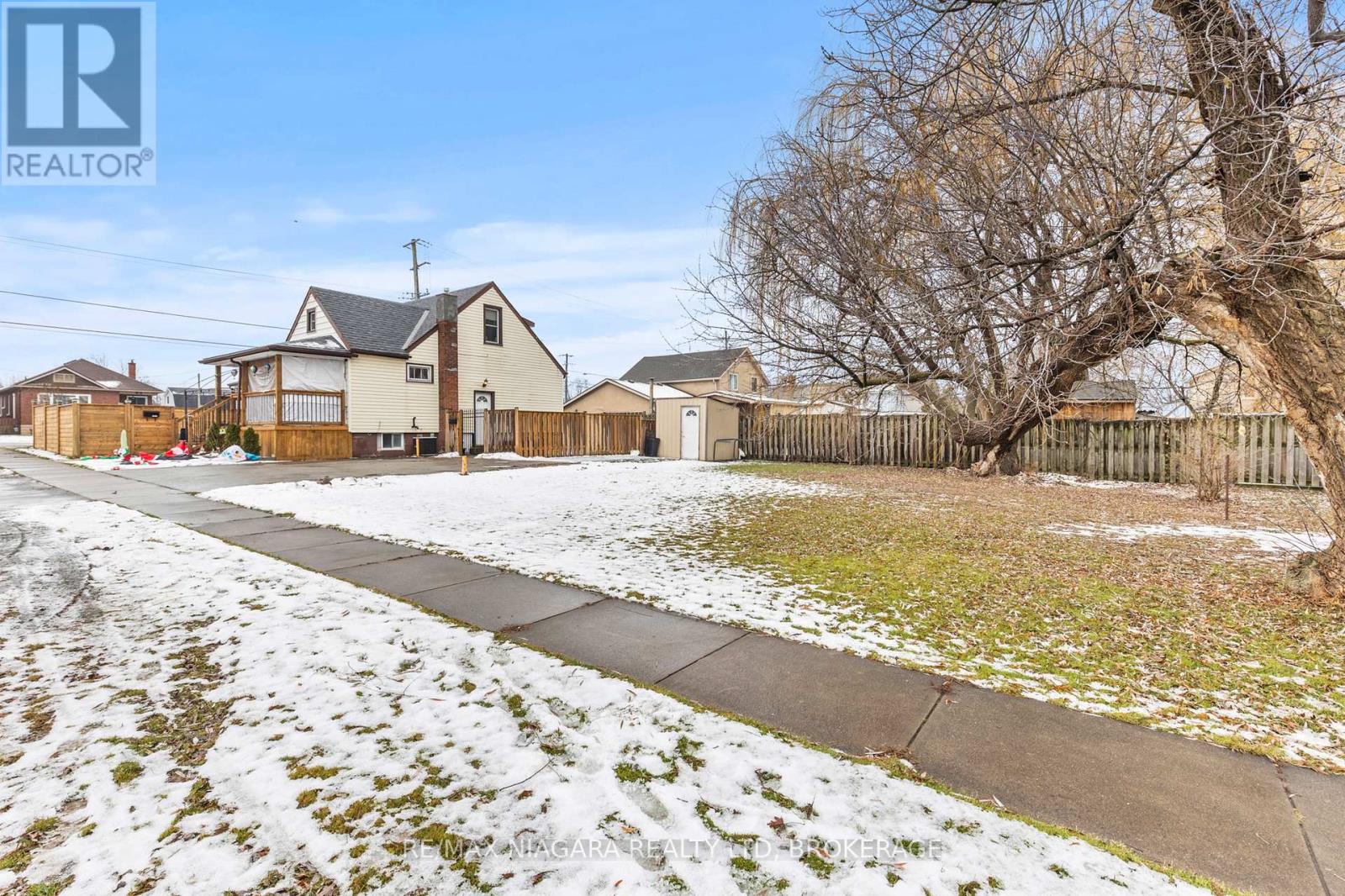 130 Killaly Street E, Port Colborne, Ontario  L3K 1N6 - Photo 8 - X11913945