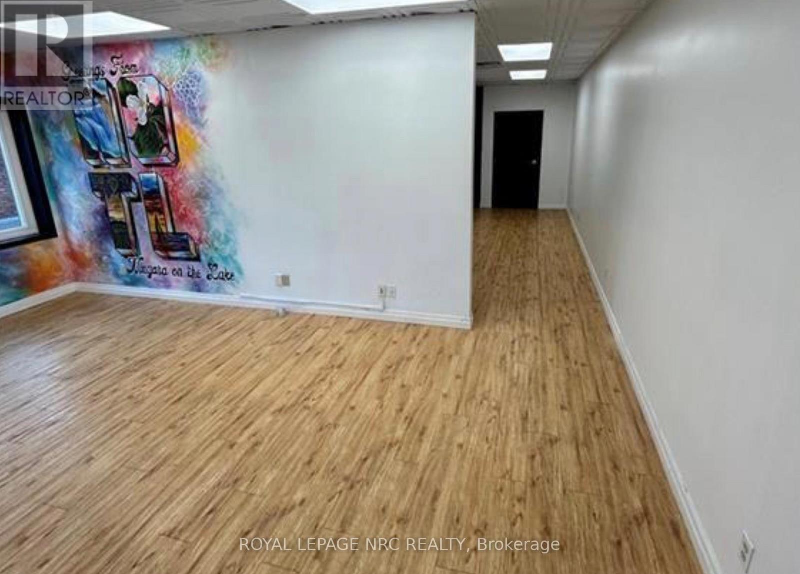 3 - 376 Mary Street, Niagara-On-The-Lake, Ontario  L0S 1J0 - Photo 3 - X11985419