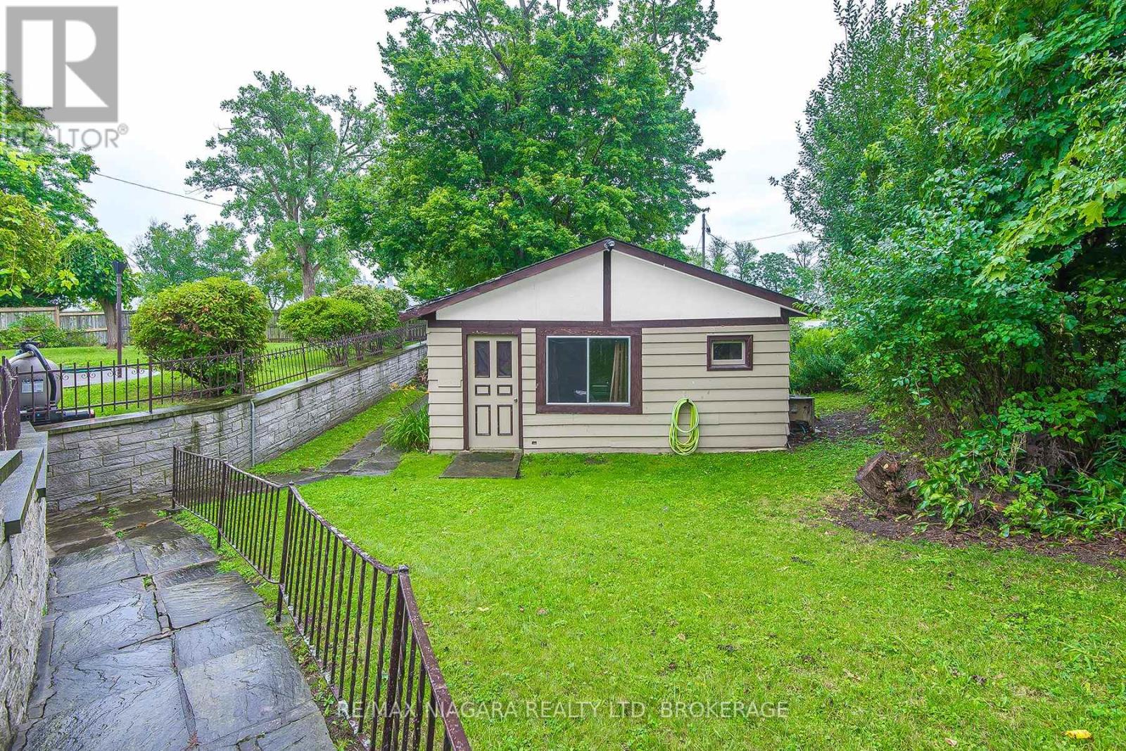 140 Lakeshore Road, Fort Erie, Ontario  L2A 1B2 - Photo 16 - X11995455