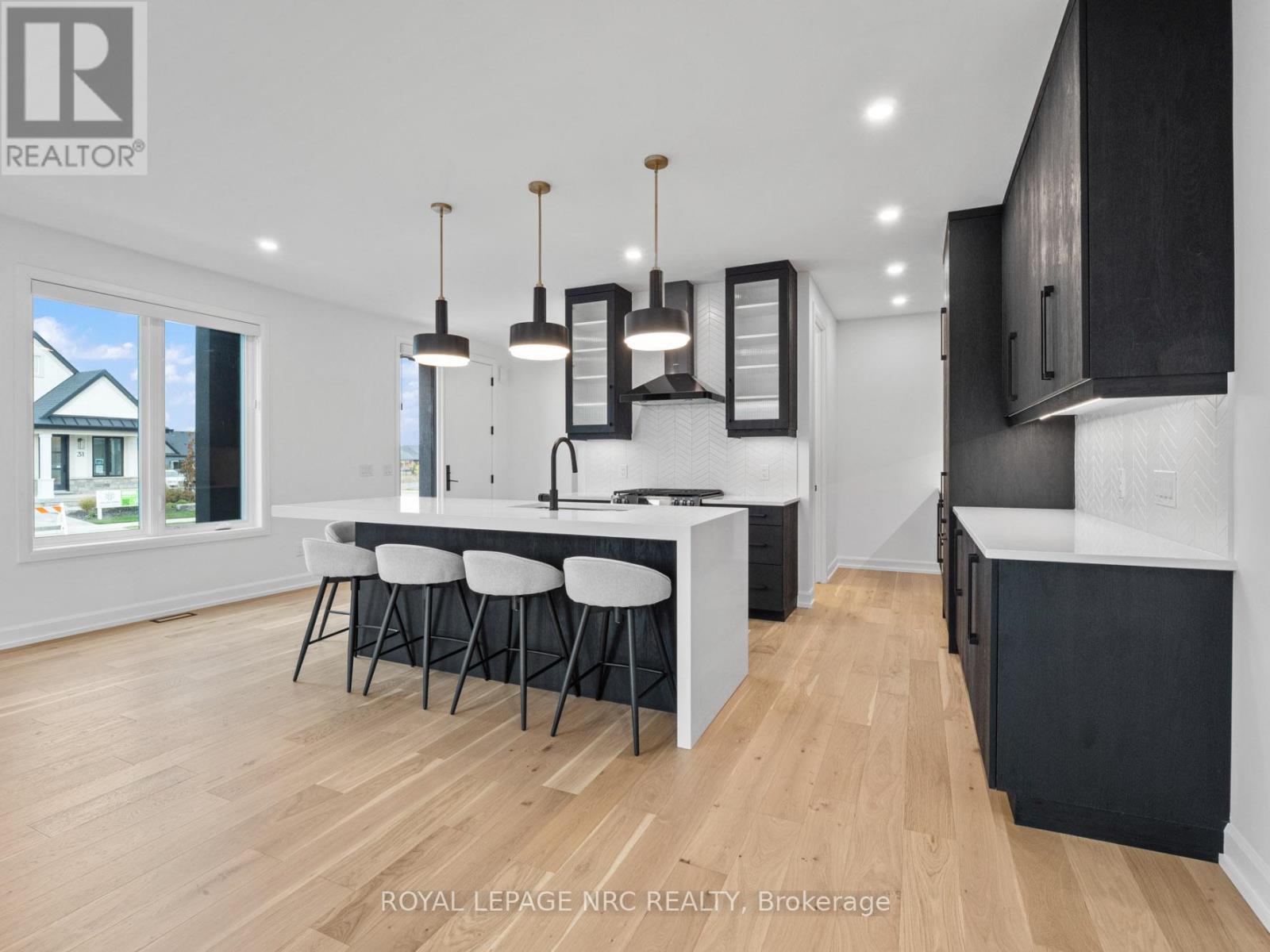 200 Klager Avenue, Pelham, Ontario  L0S 1E6 - Photo 11 - X12004575