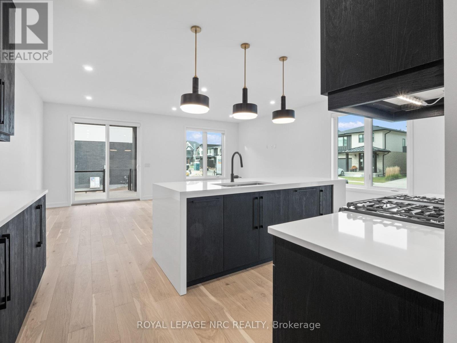 200 Klager Avenue, Pelham, Ontario  L0S 1E6 - Photo 16 - X12004575