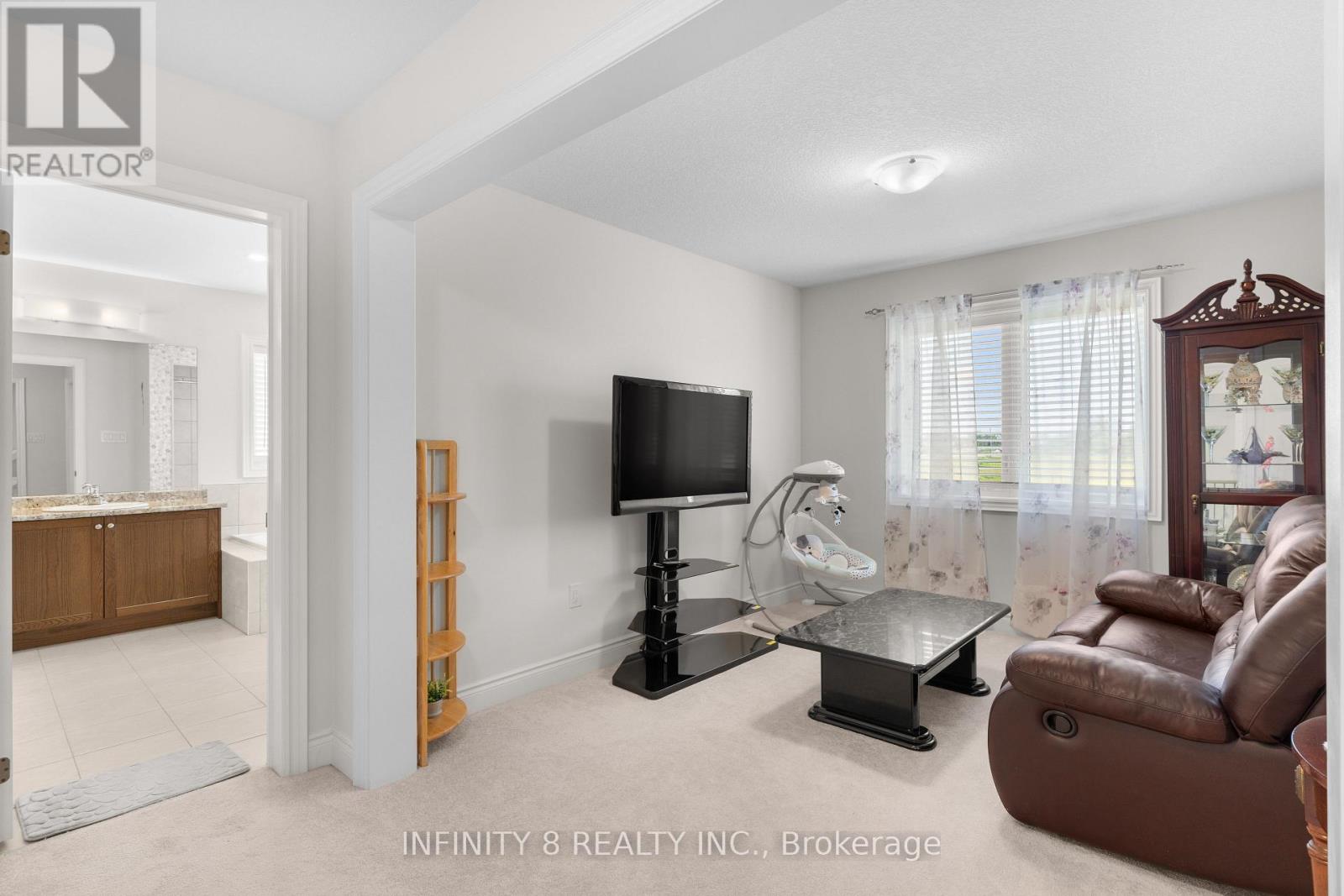 7673 Hackberry Trail, Niagara Falls, Ontario  L2H 3R5 - Photo 27 - X12026207