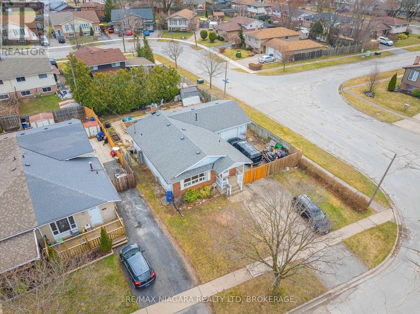 8420 Lamont Avenue, Niagara Falls, Ontario  L2G 6V8 - Photo 38 - X12044326