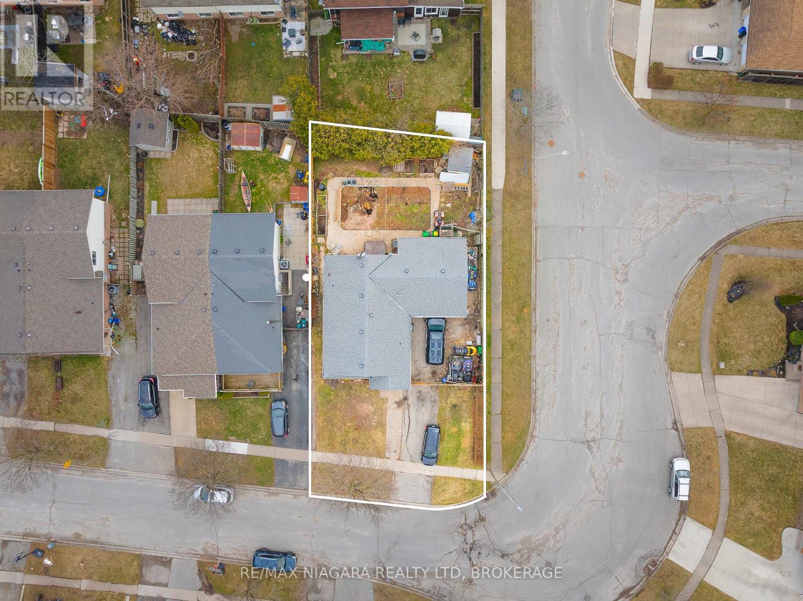 8420 Lamont Avenue, Niagara Falls, Ontario  L2G 6V8 - Photo 44 - X12044326