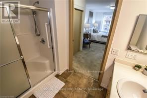 B - 3900 Portage Road, Niagara Falls, Ontario  L2J 4L8 - Photo 15 - X12047437