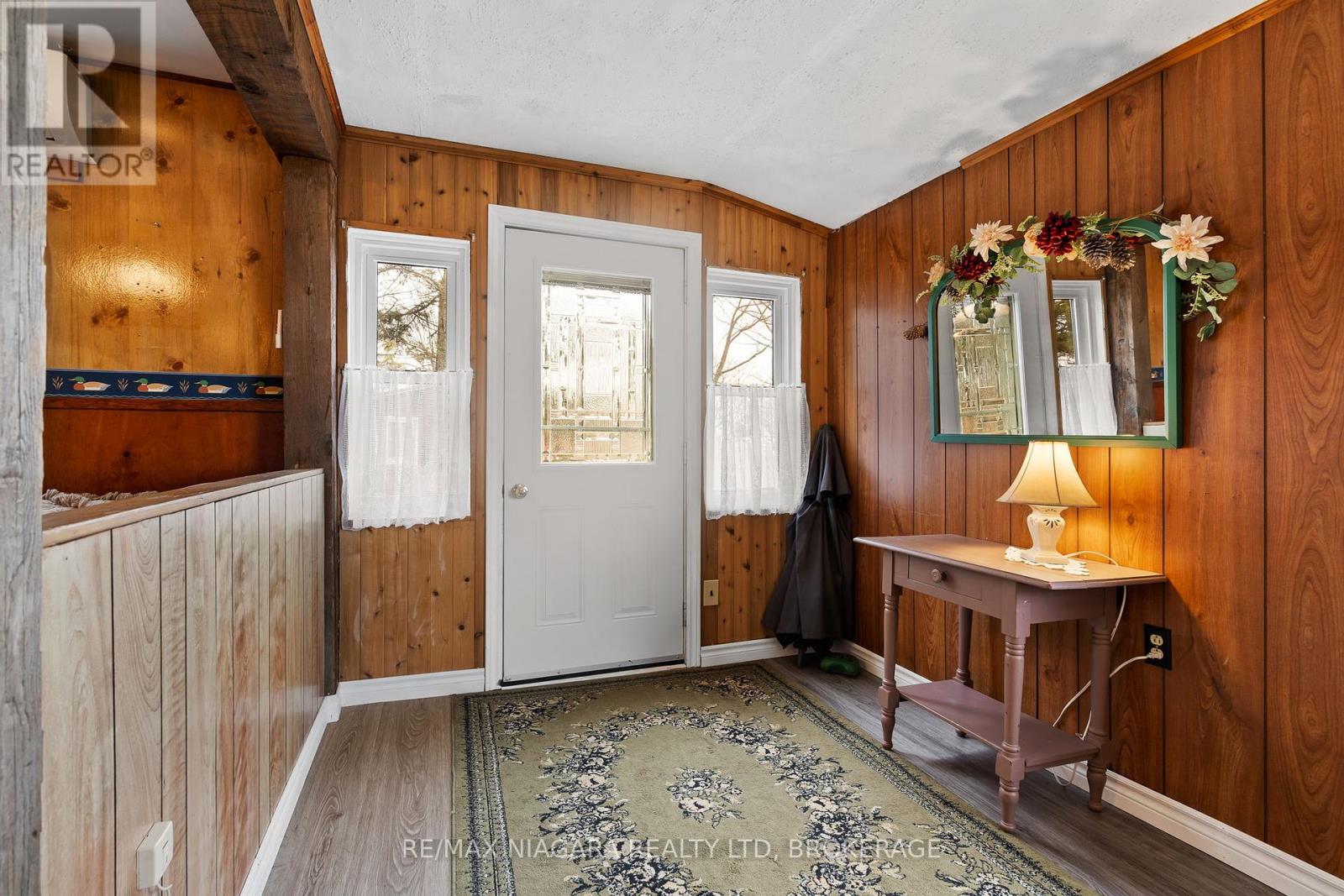 32 Erie Heights Line, Haldimand, Ontario  N0A 1K0 - Photo 10 - X12047863