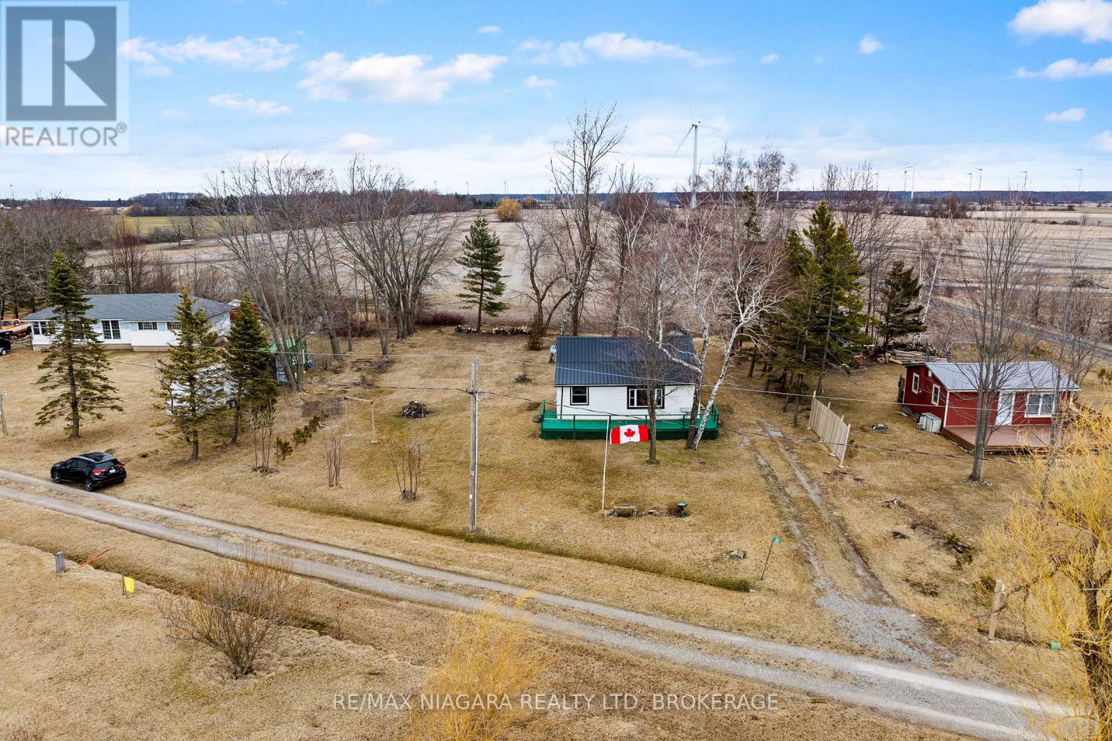 32 Erie Heights Line, Haldimand, Ontario  N0A 1K0 - Photo 2 - X12047863