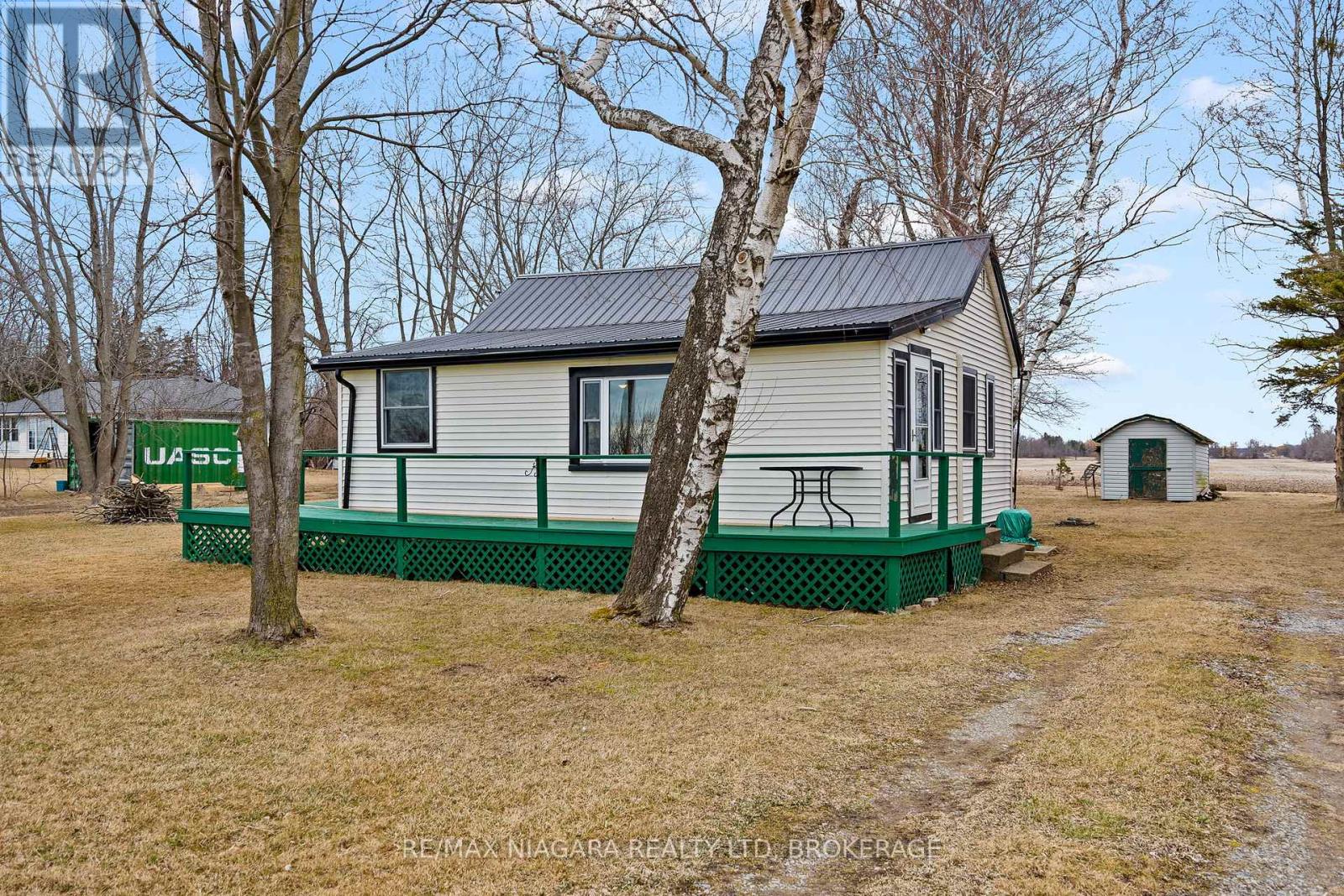 32 Erie Heights Line, Haldimand, Ontario  N0A 1K0 - Photo 5 - X12047863