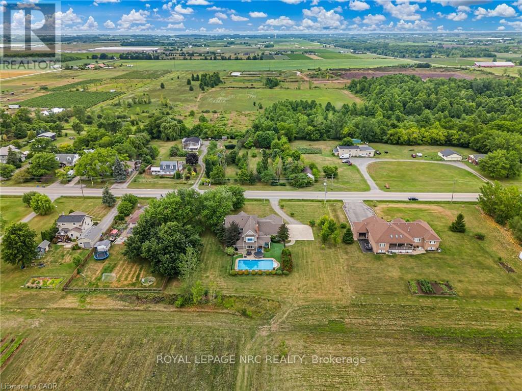 915 Queenston Road S, Niagara-On-The-Lake, Ontario  L0S 1J0 - Photo 46 - X12051267