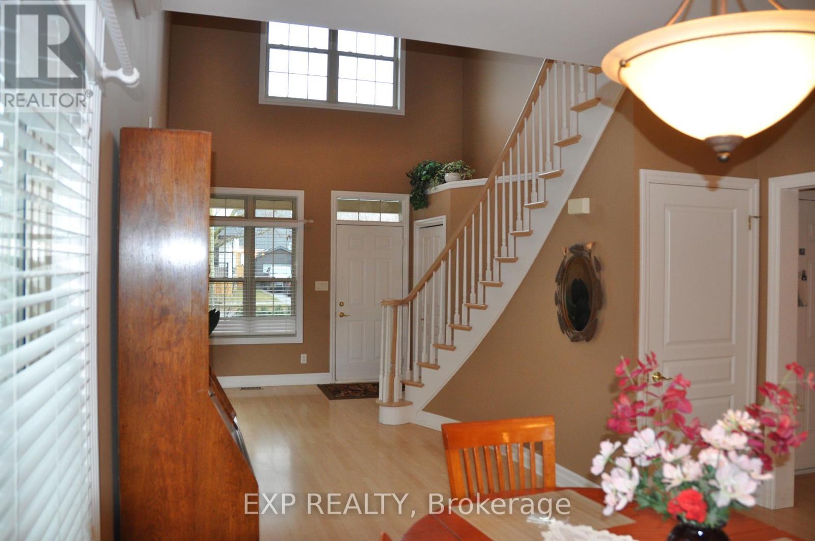 172 Dalhousie Avenue E, St. Catharines, Ontario  L2N 4X7 - Photo 4 - X12066780