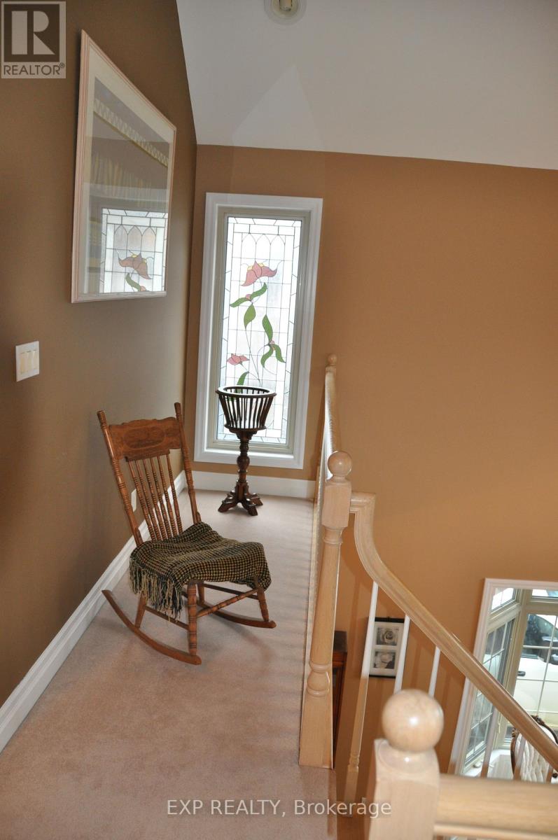 172 Dalhousie Avenue E, St. Catharines, Ontario  L2N 4X7 - Photo 9 - X12066780