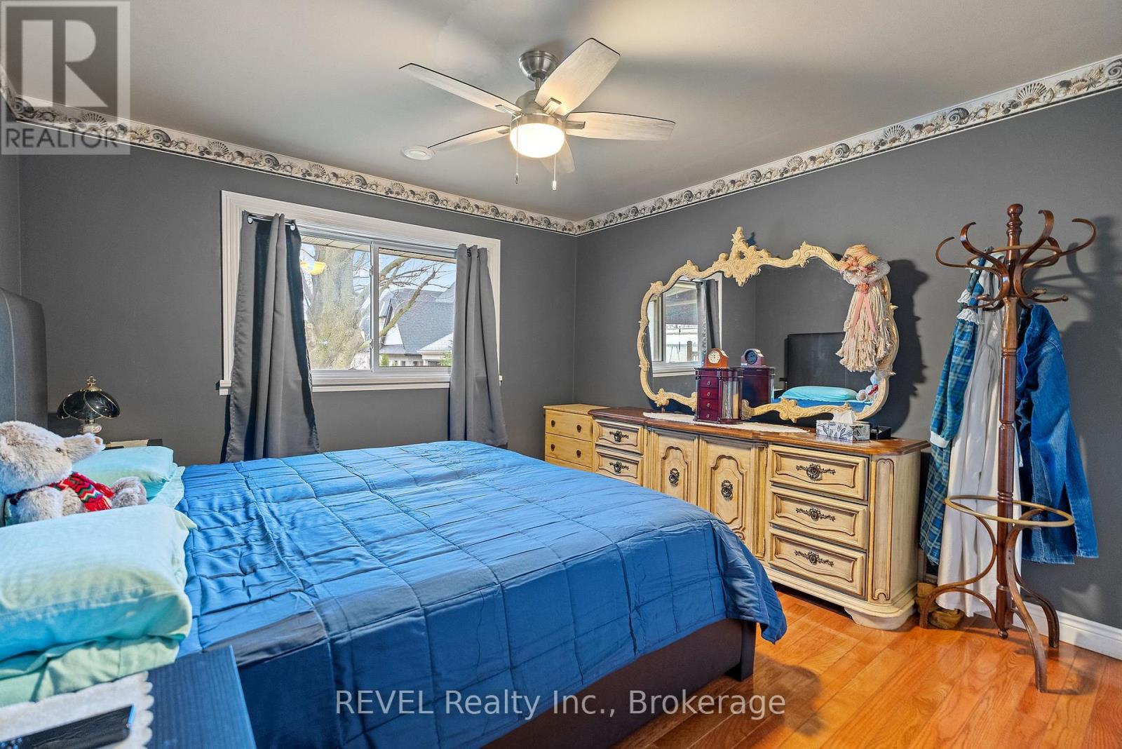 6398 Mountain Road, Niagara Falls, Ontario  L2E 6S4 - Photo 16 - X12068864