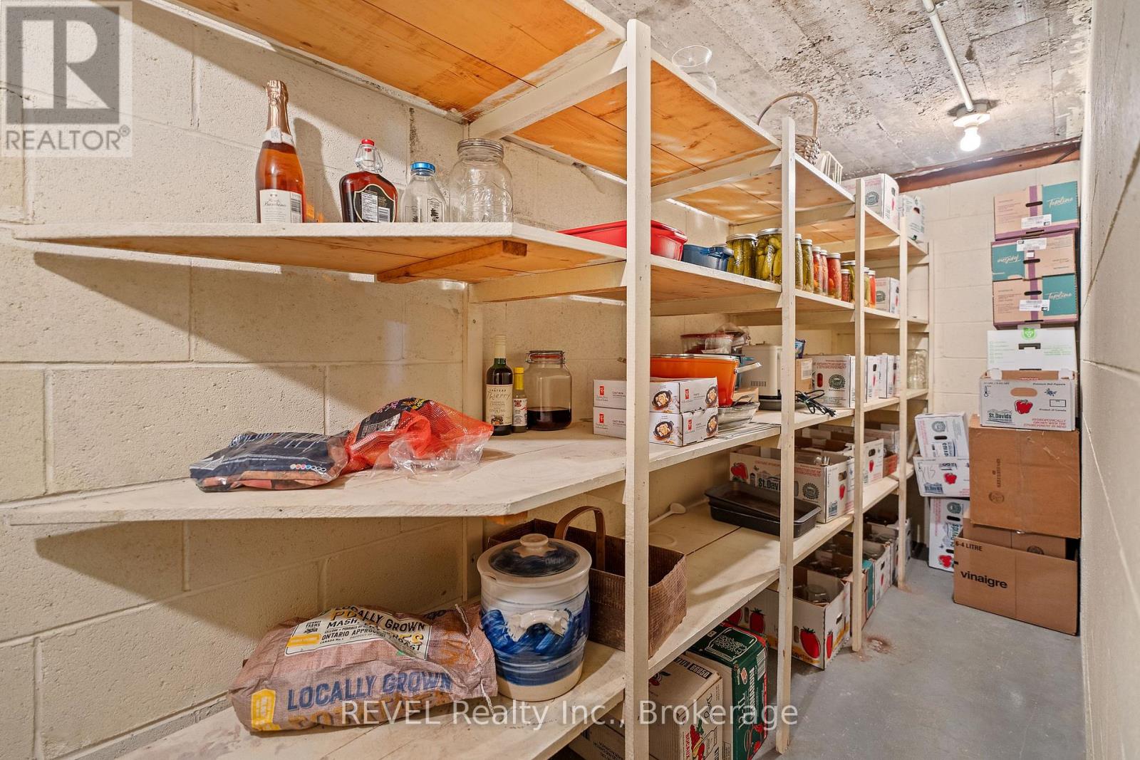 6398 Mountain Road, Niagara Falls, Ontario  L2E 6S4 - Photo 26 - X12068864