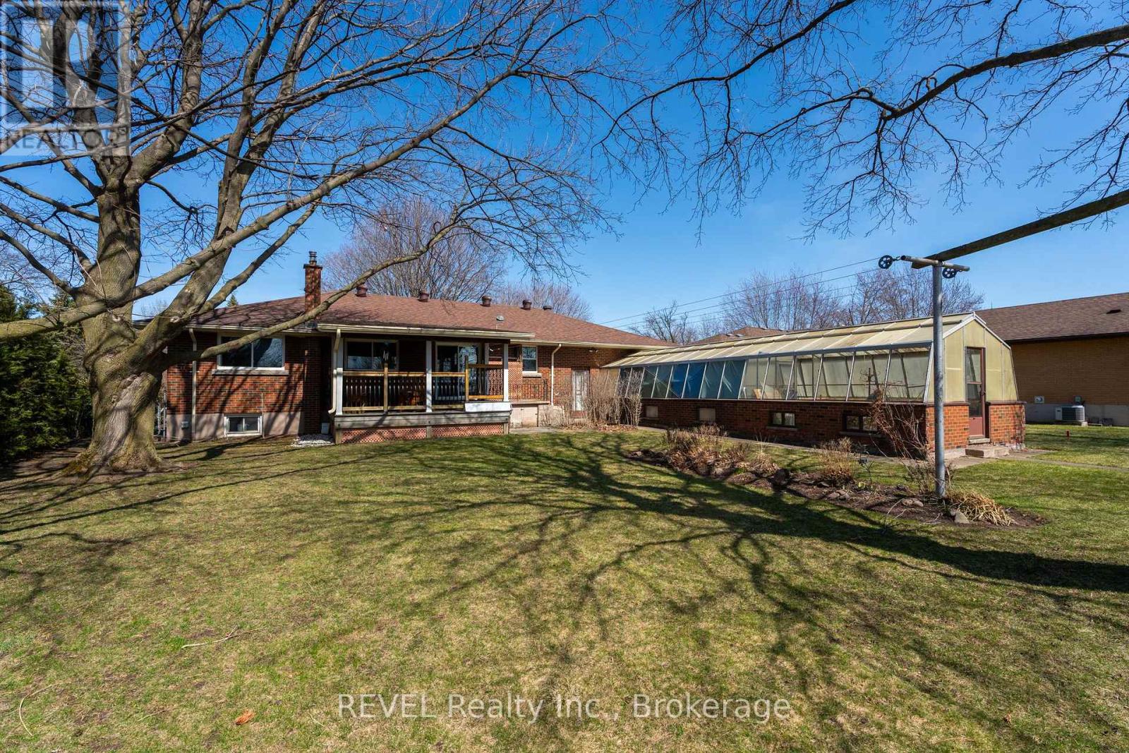 6398 Mountain Road, Niagara Falls, Ontario  L2E 6S4 - Photo 37 - X12068864