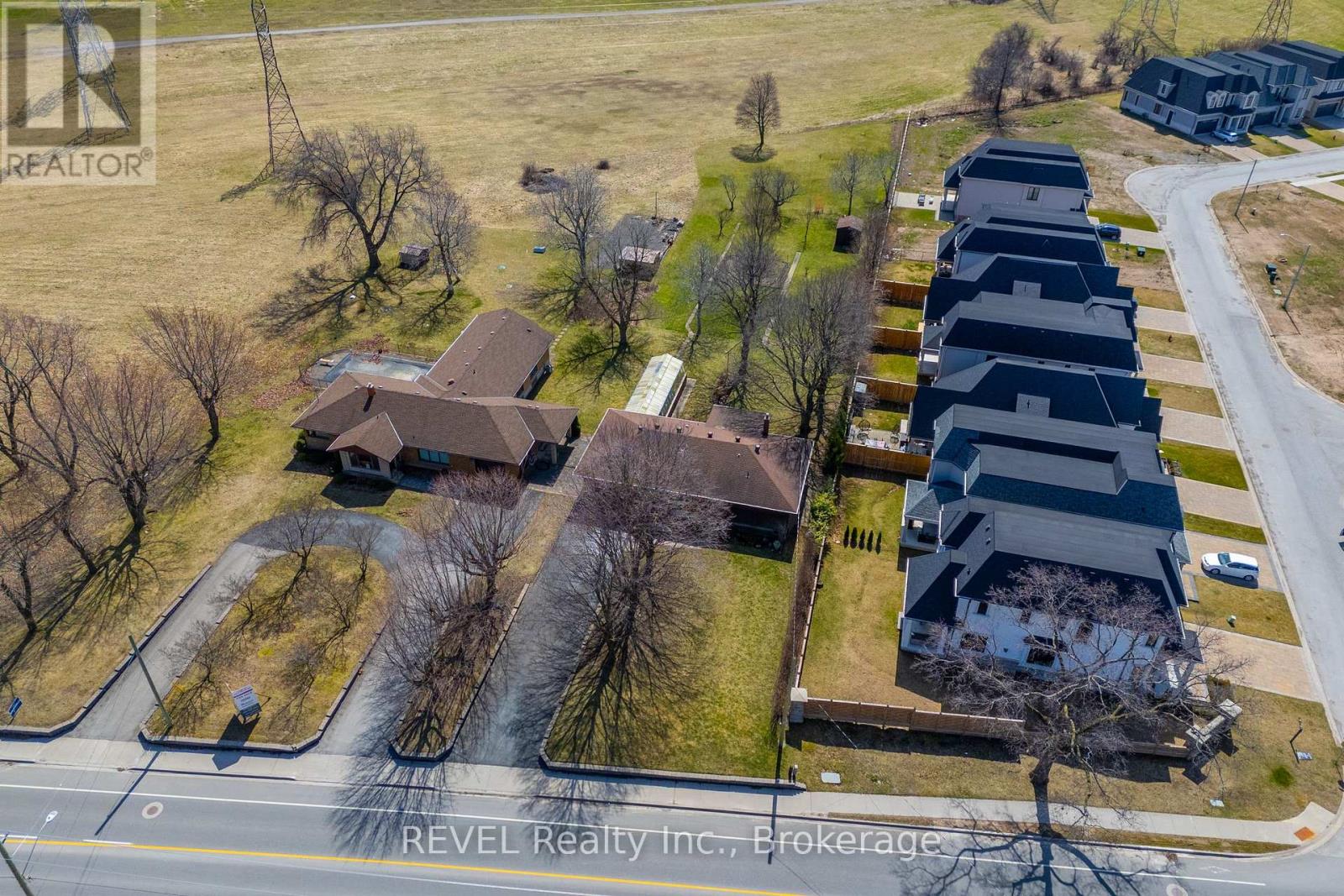 6398 Mountain Road, Niagara Falls, Ontario  L2E 6S4 - Photo 40 - X12068864