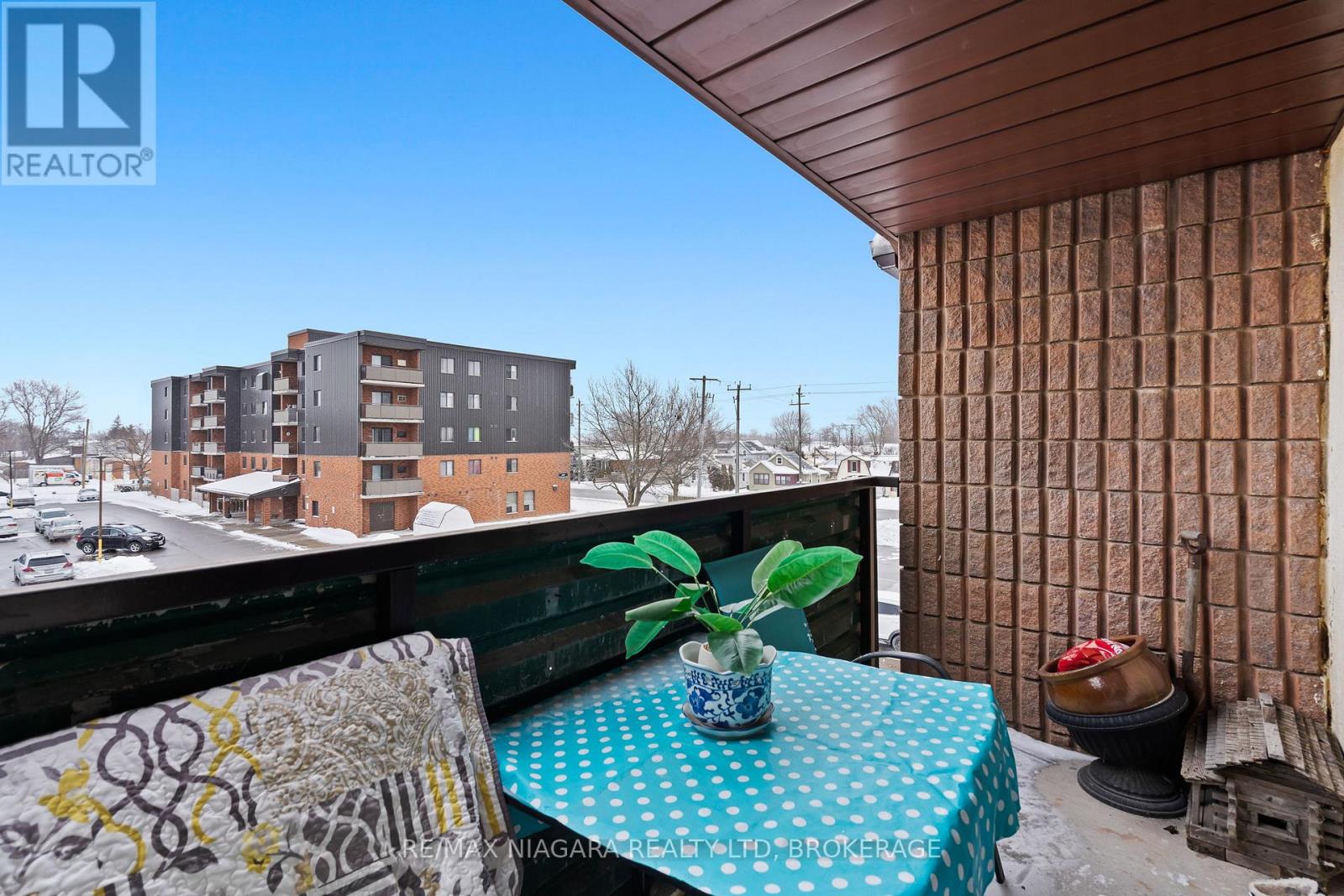 323 - 72 Main Street E, Port Colborne, Ontario  L3K 5Z8 - Photo 11 - X12086026