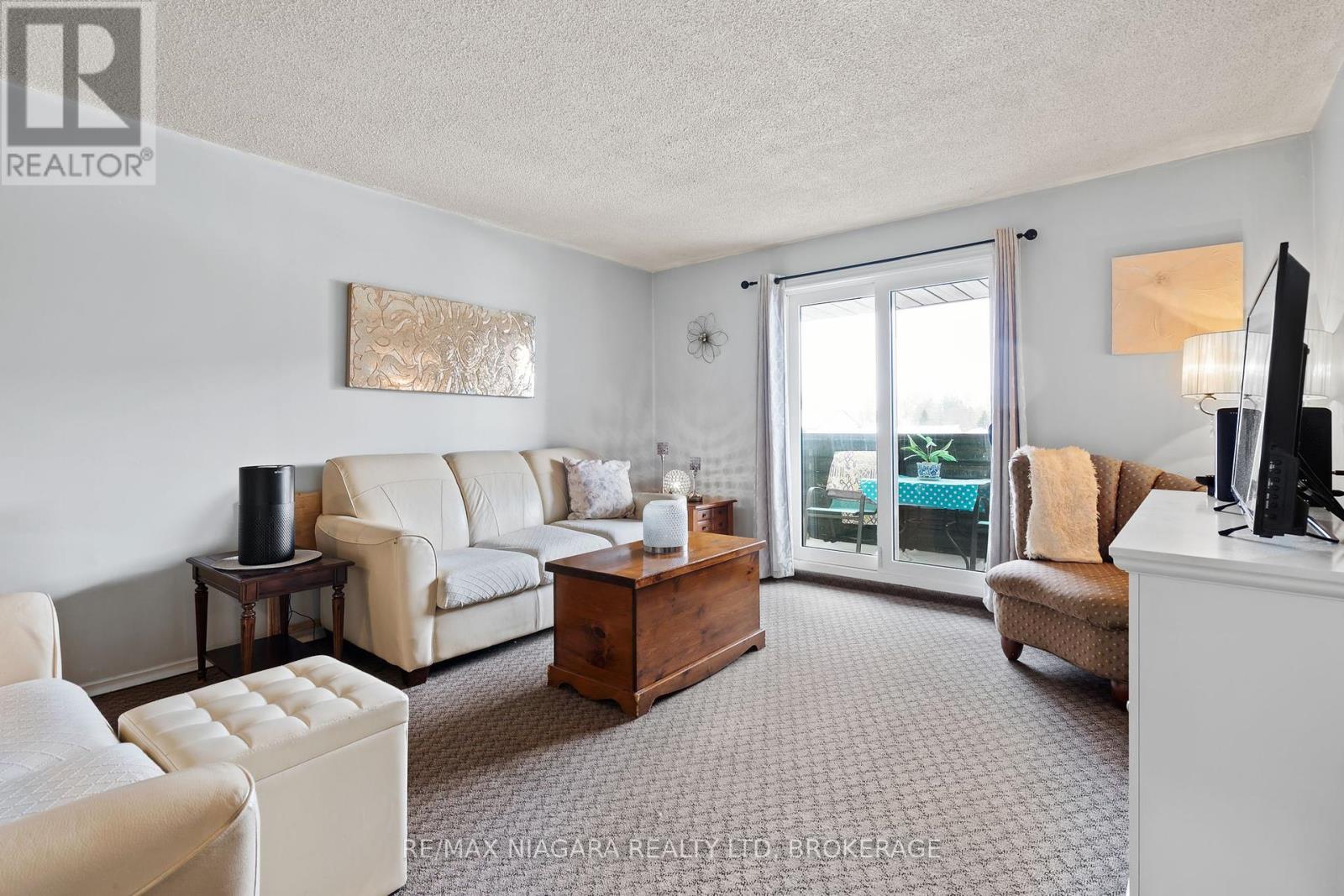 323 - 72 Main Street E, Port Colborne, Ontario  L3K 5Z8 - Photo 4 - X12086026