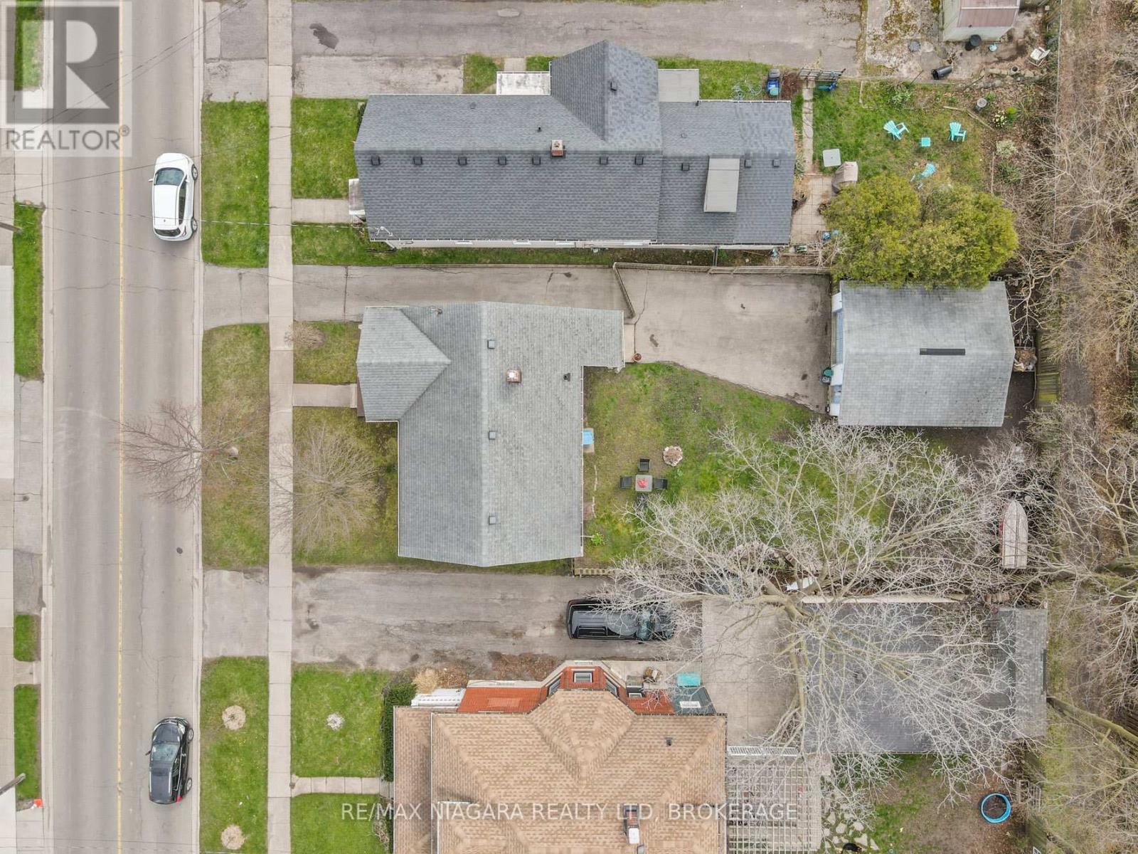 215 Phipps Street, Fort Erie, Ontario  L2A 2V4 - Photo 29 - X12103583