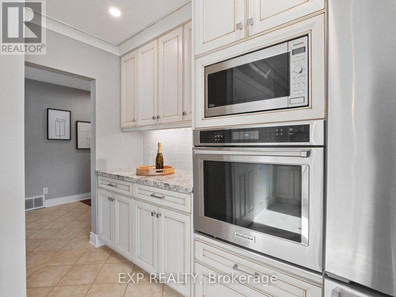 2189 Niagara Parkway, Fort Erie, Ontario  L2A 5M4 - Photo 15 - X12111106