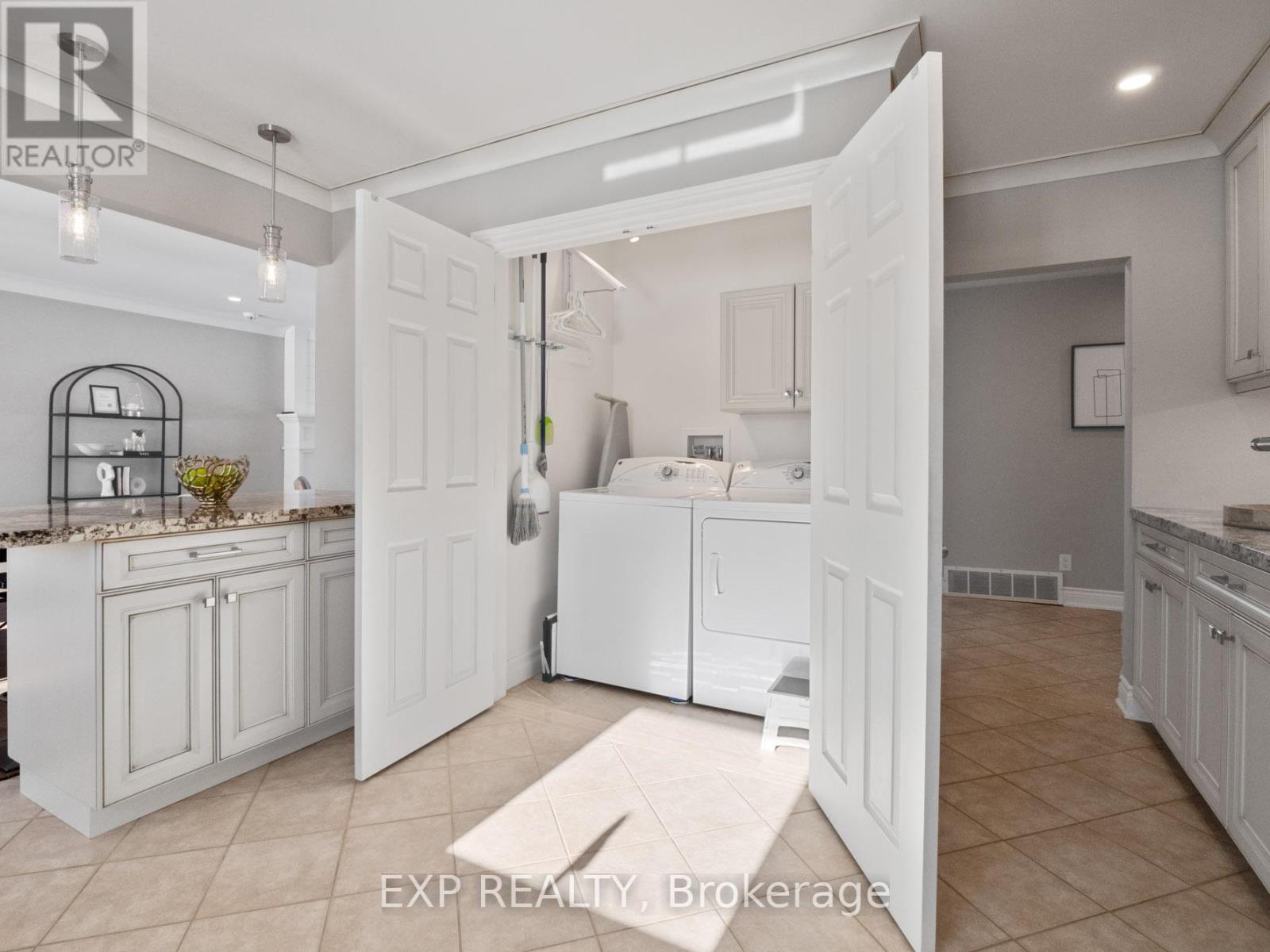 2189 Niagara Parkway, Fort Erie, Ontario  L2A 5M4 - Photo 16 - X12111106