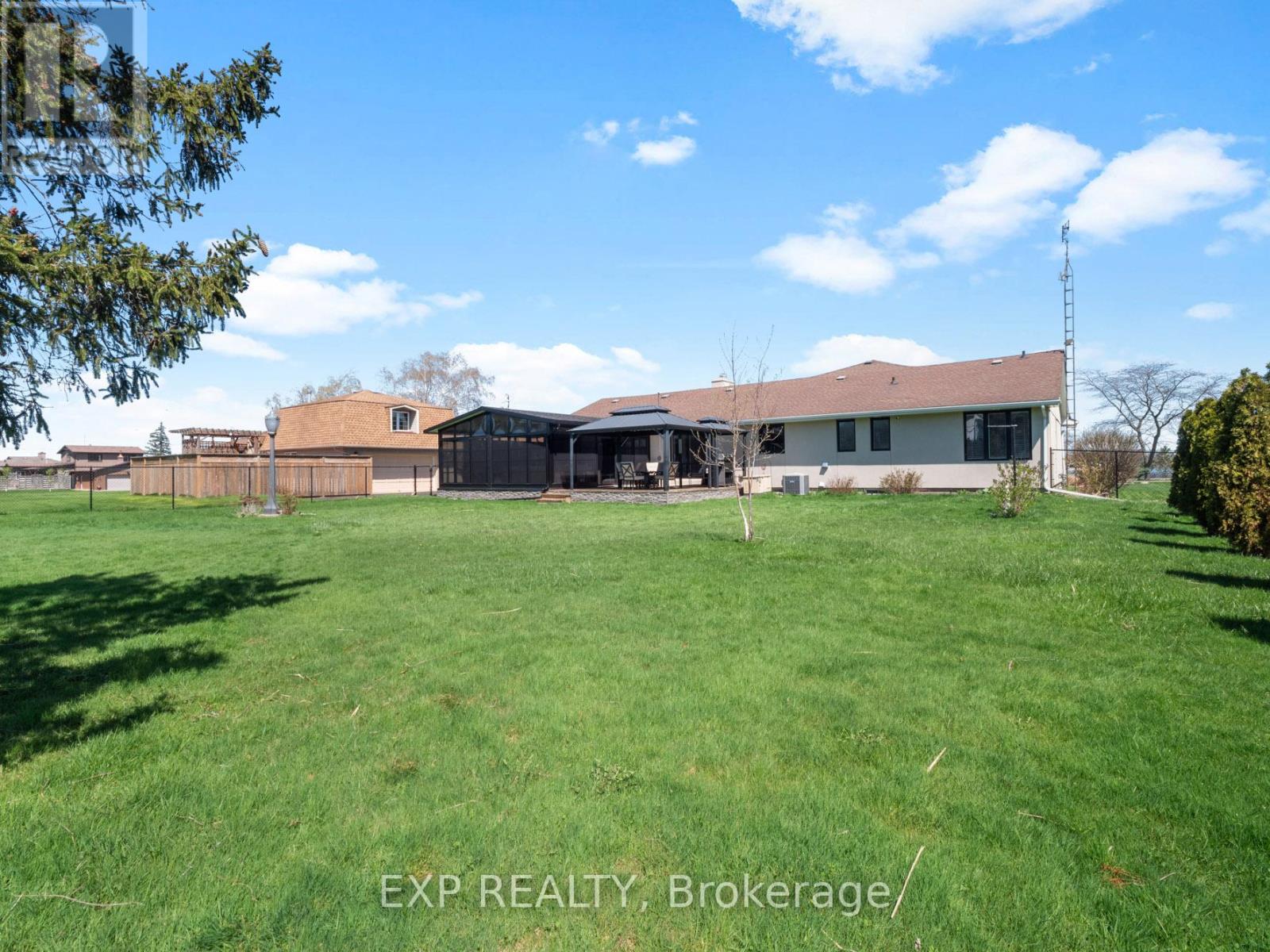2189 Niagara Parkway, Fort Erie, Ontario  L2A 5M4 - Photo 37 - X12111106