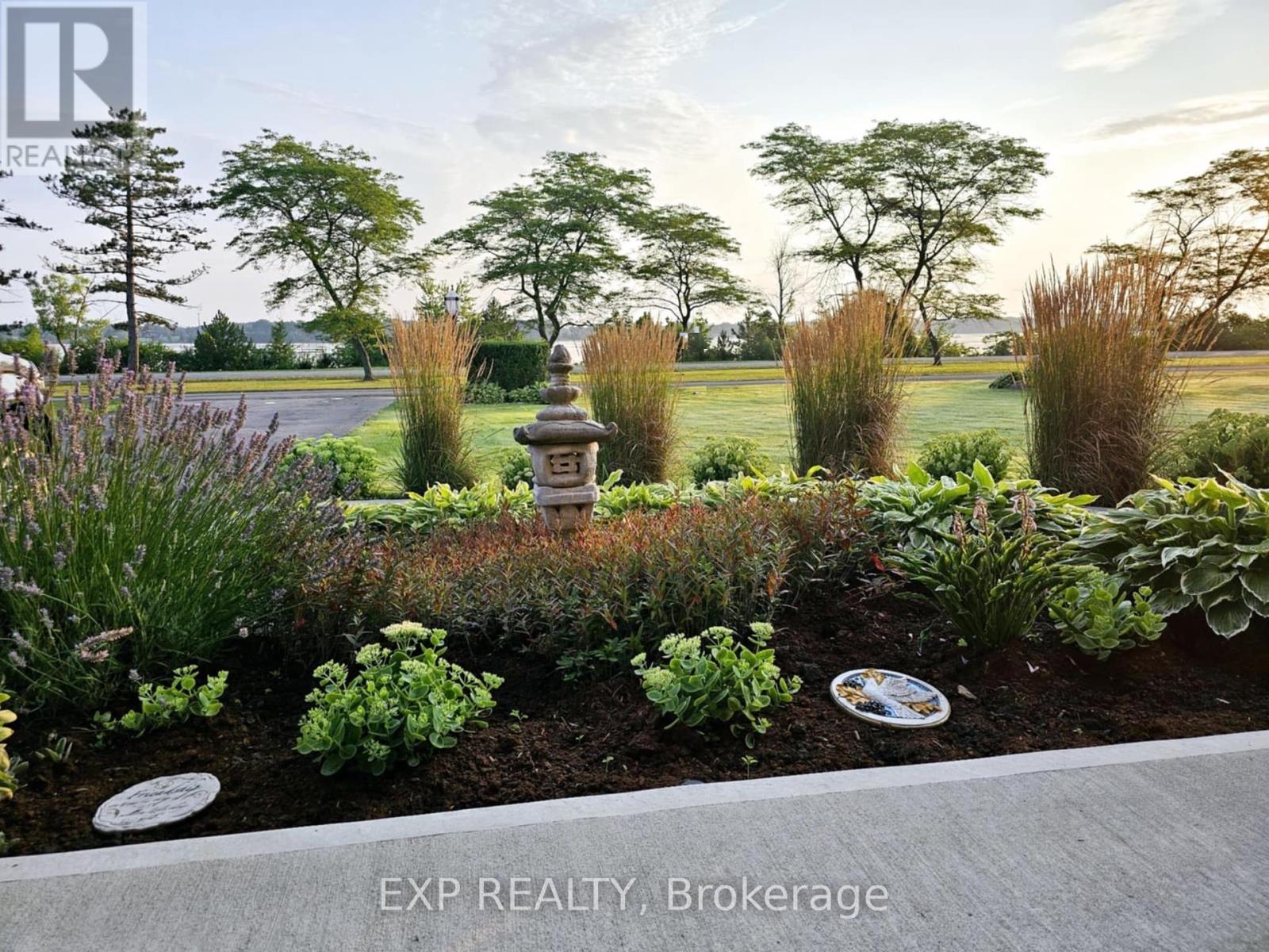 2189 Niagara Parkway, Fort Erie, Ontario  L2A 5M4 - Photo 42 - X12111106