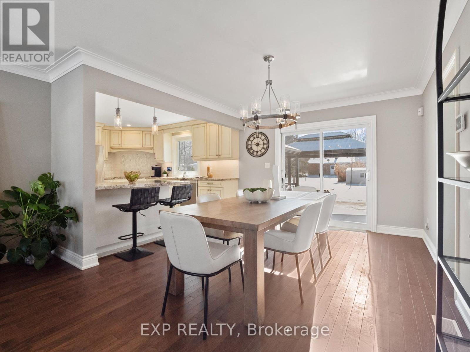 2189 Niagara Parkway, Fort Erie, Ontario  L2A 5M4 - Photo 9 - X12111106