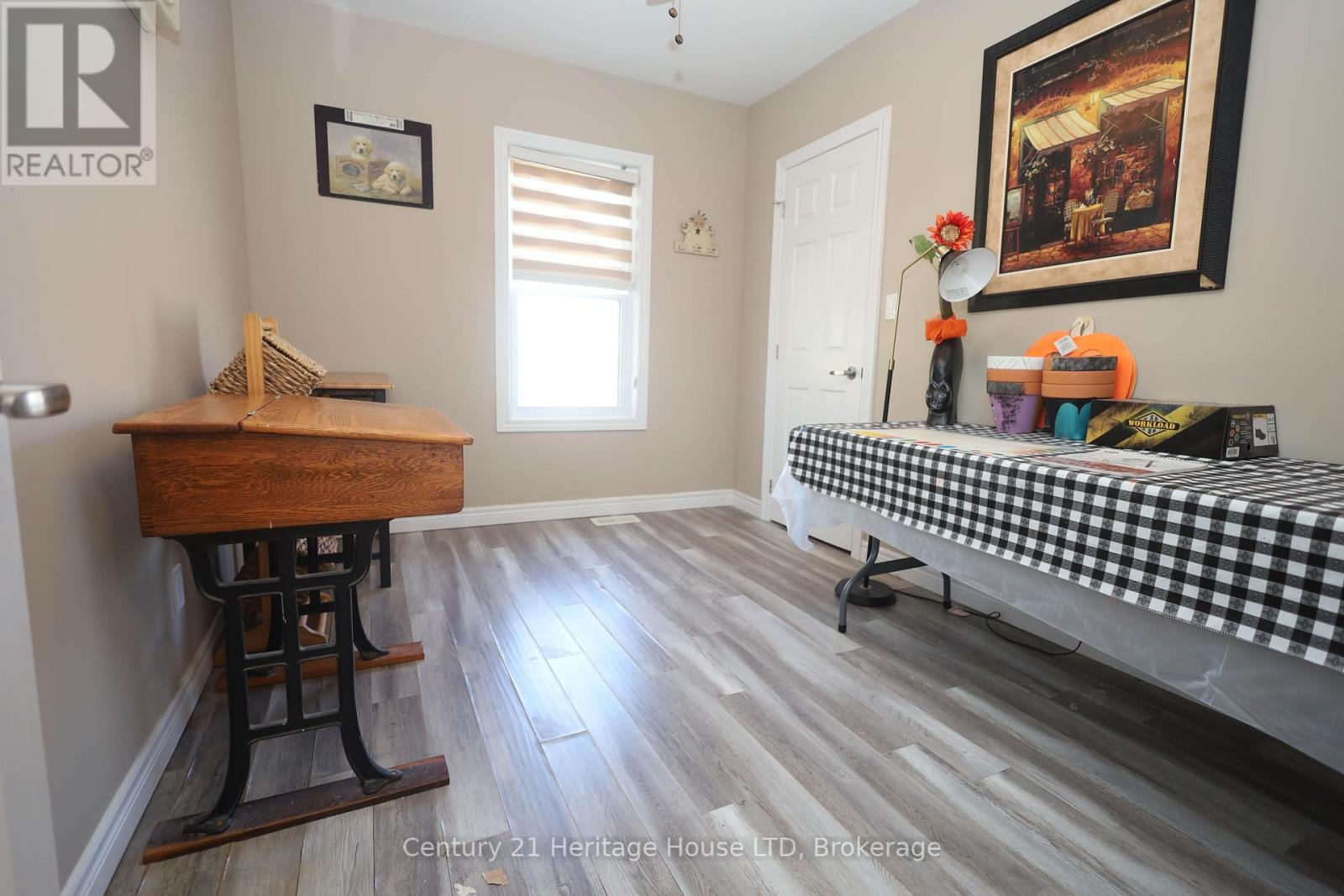 264 Henrietta Street, Fort Erie, Ontario  L2A 2K7 - Photo 14 - X12124904