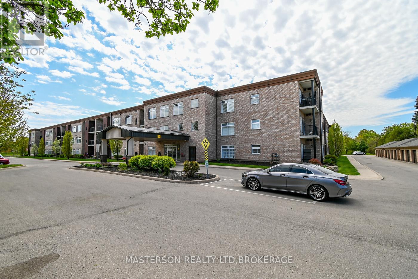 203 - 4644 PETTIT AVENUE, Niagara Falls, Ontario