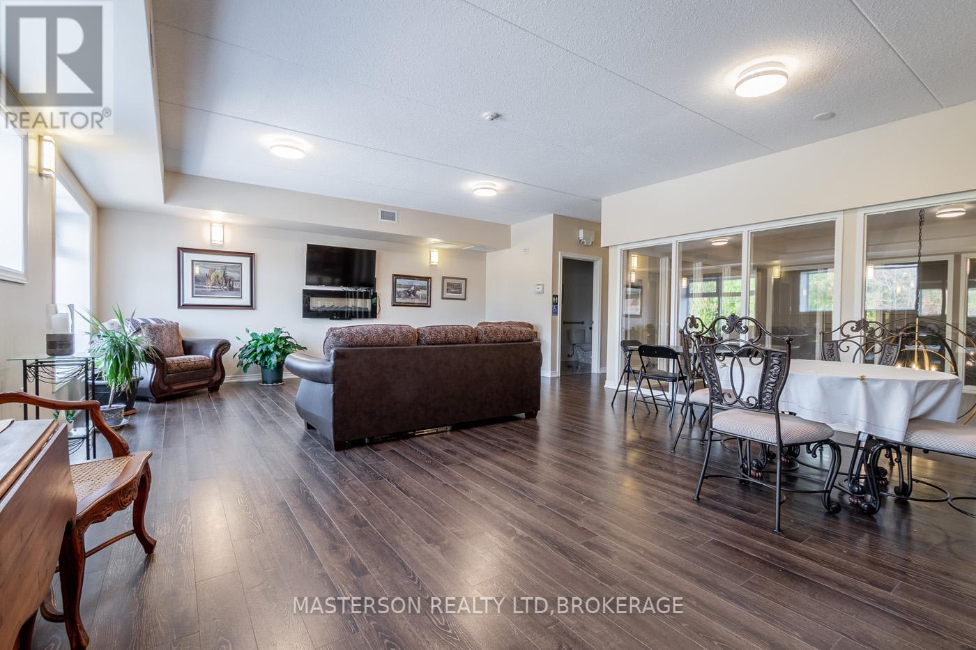 203 - 4644 Pettit Avenue, Niagara Falls, Ontario  L2E 6L5 - Photo 15 - X12146287