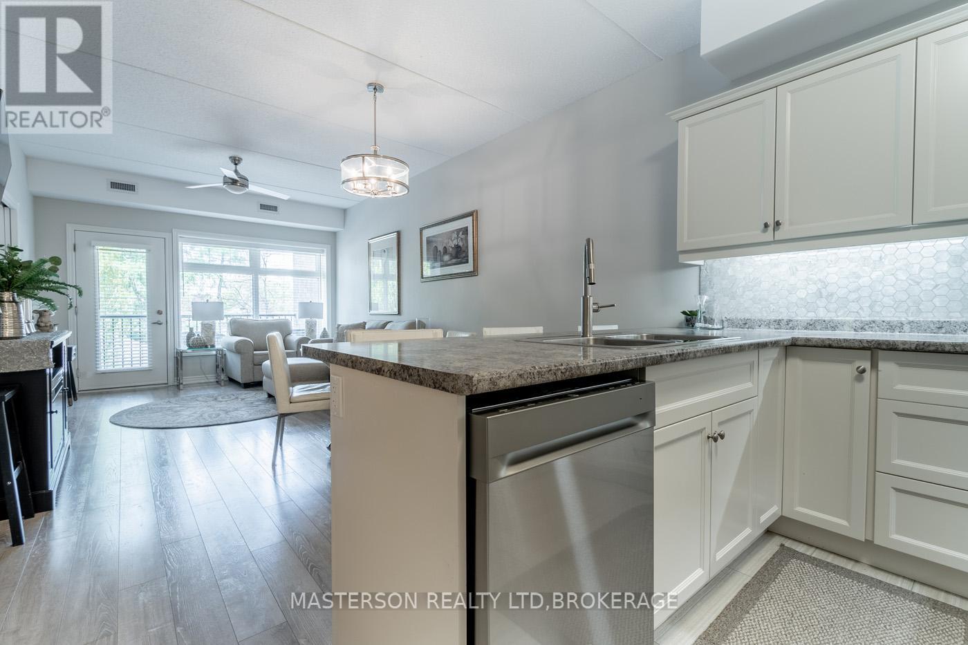 203 - 4644 Pettit Avenue, Niagara Falls, Ontario  L2E 6L5 - Photo 32 - X12146287