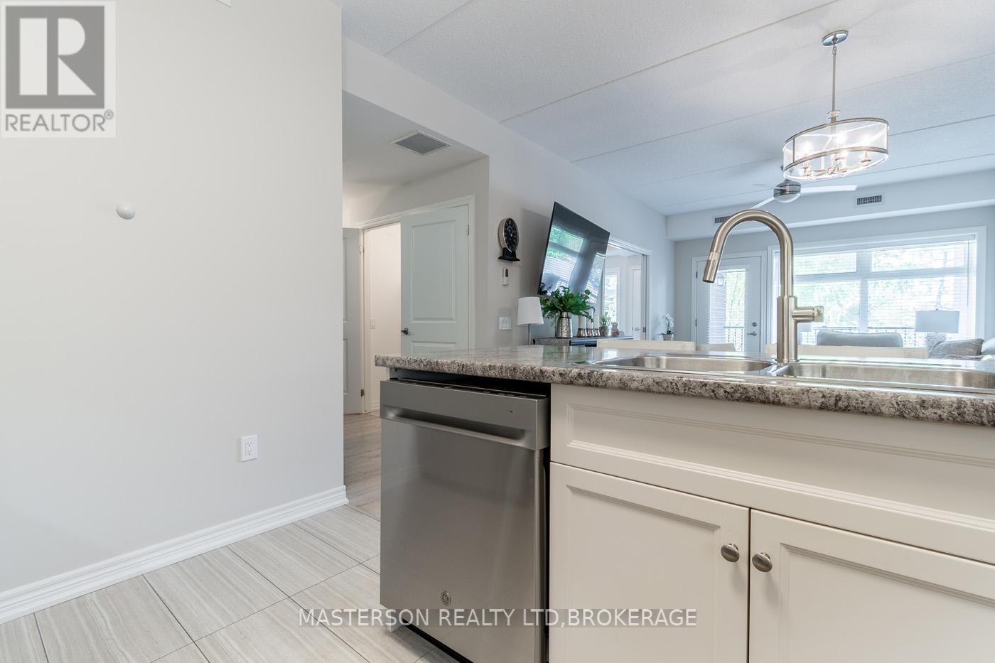 203 - 4644 Pettit Avenue, Niagara Falls, Ontario  L2E 6L5 - Photo 33 - X12146287