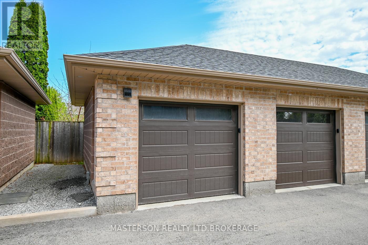 203 - 4644 Pettit Avenue, Niagara Falls, Ontario  L2E 6L5 - Photo 6 - X12146287