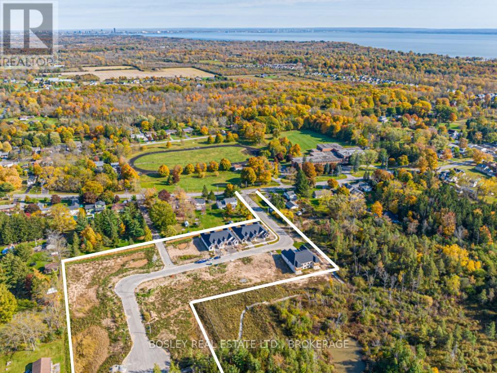 512 Royal Ridge Drive, Fort Erie, Ontario  L0S 1N0 - Photo 15 - X12154202