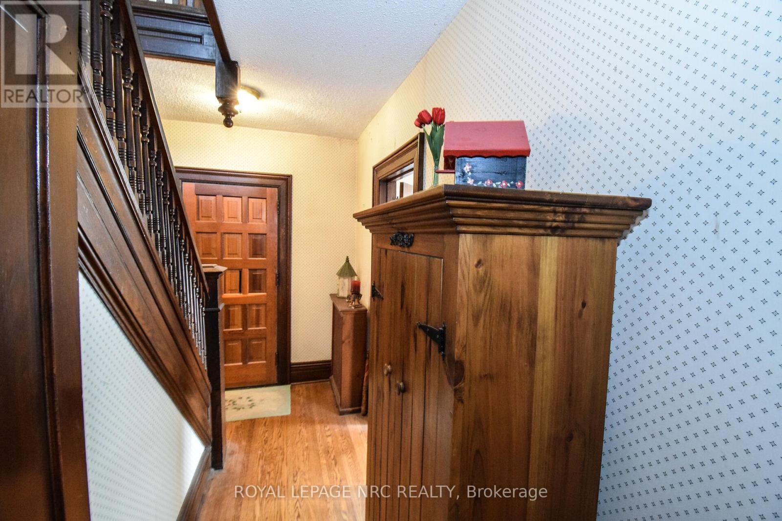 499 Townline Road, Niagara-On-The-Lake, Ontario  L2M 6W1 - Photo 30 - X12156473