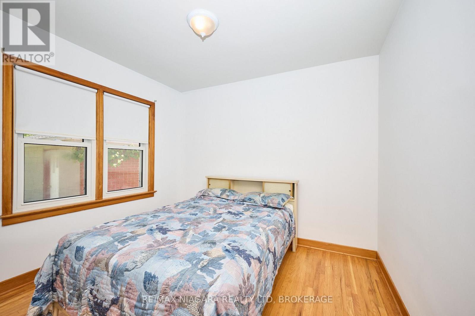 6 Munro Street, Thorold, Ontario  L2V 2V8 - Photo 9 - X12174826