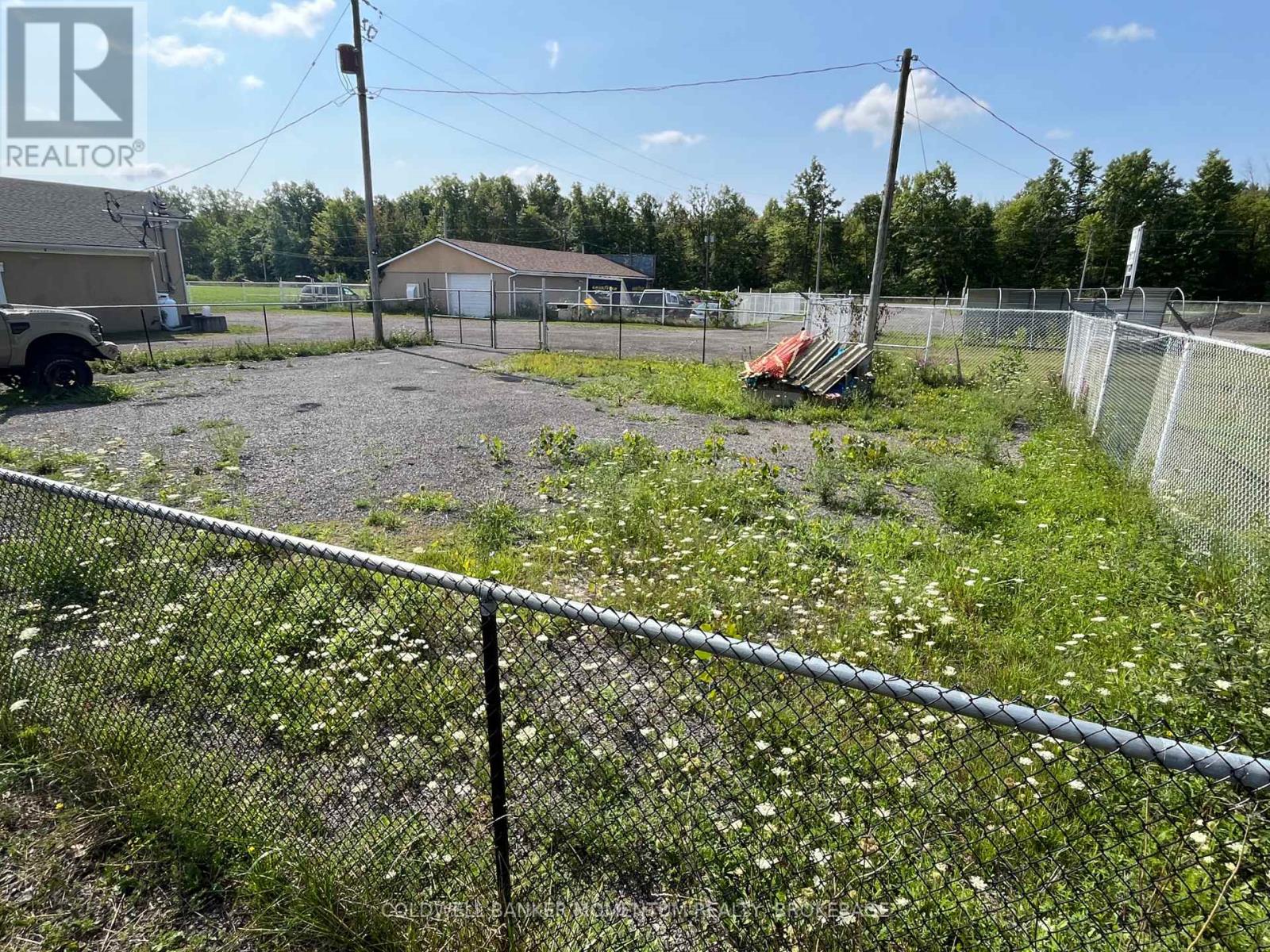 Unit #3 - 509-511 Webber Road, Welland, Ontario  L3B 5N8 - Photo 6 - X12189788