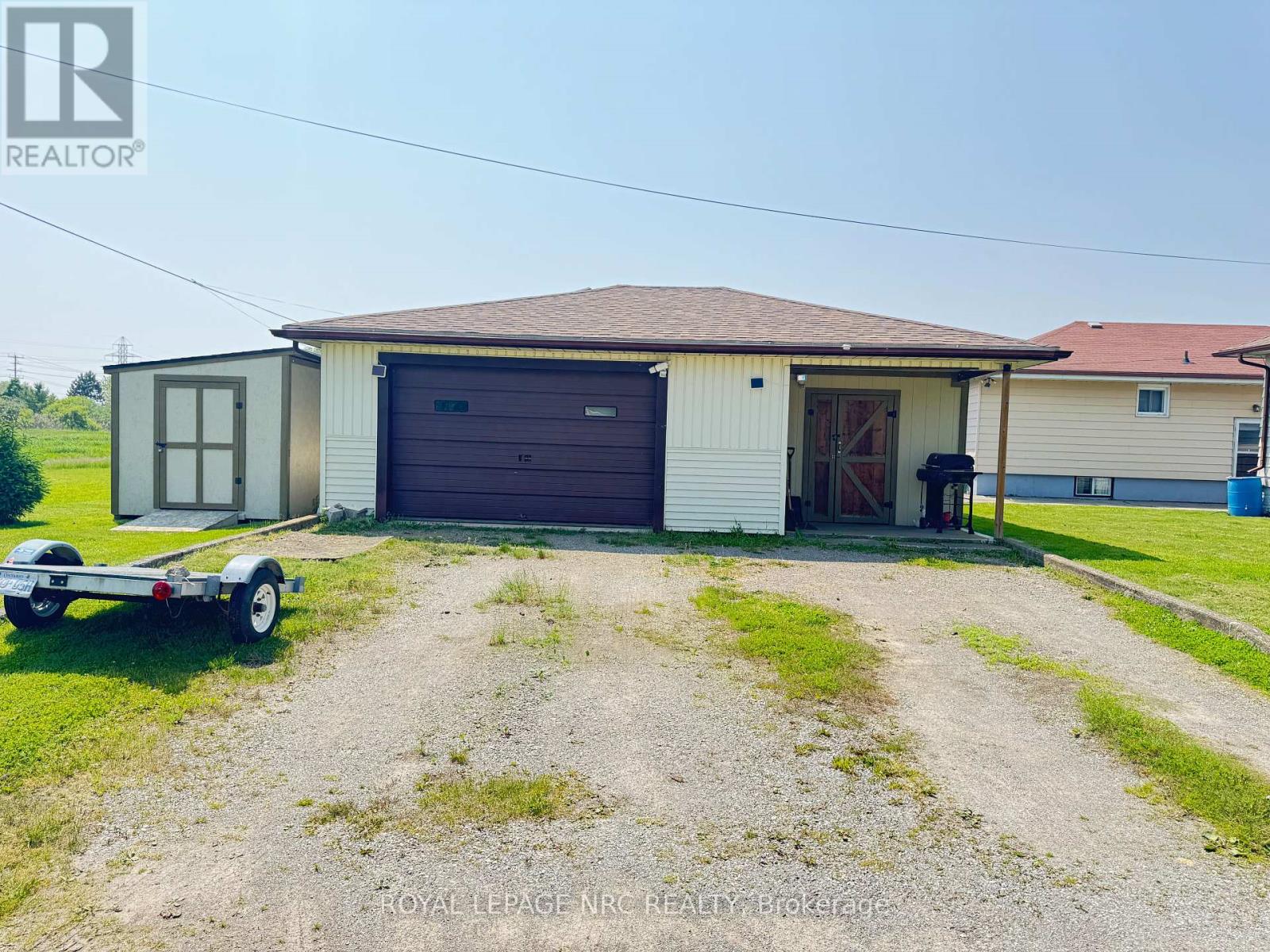 163 Johnston Street, Port Colborne, Ontario  L3K 1H2 - Photo 6 - X12202940