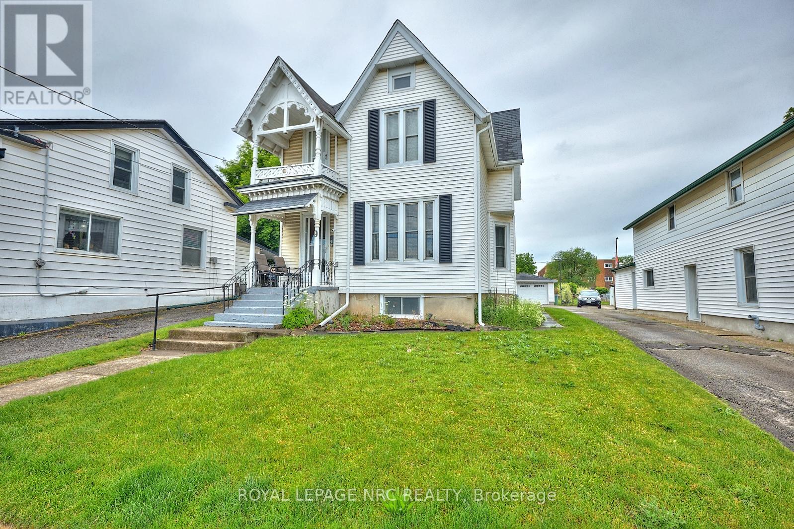 9 PINE STREET S, Thorold, Ontario