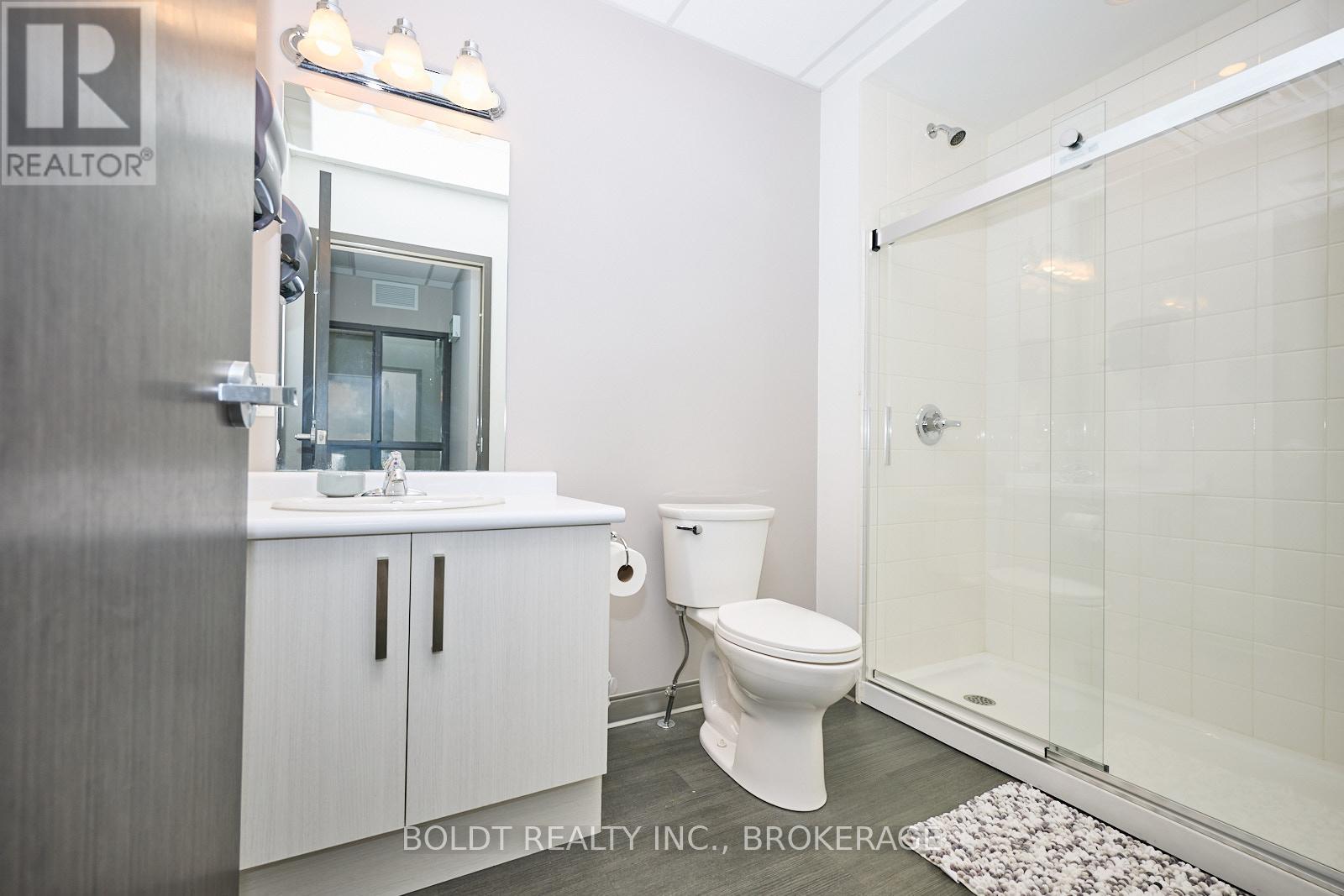 2 Front Street N, Thorold, Ontario  L2V 1X4 - Photo 14 - X12211762