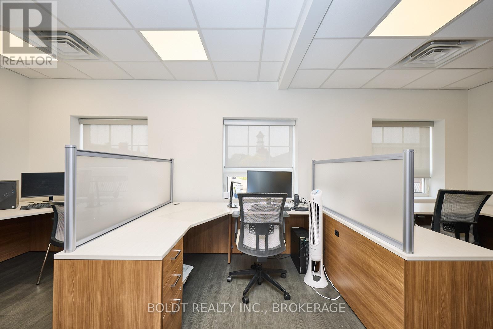 2 Front Street N, Thorold, Ontario  L2V 1X4 - Photo 21 - X12211762