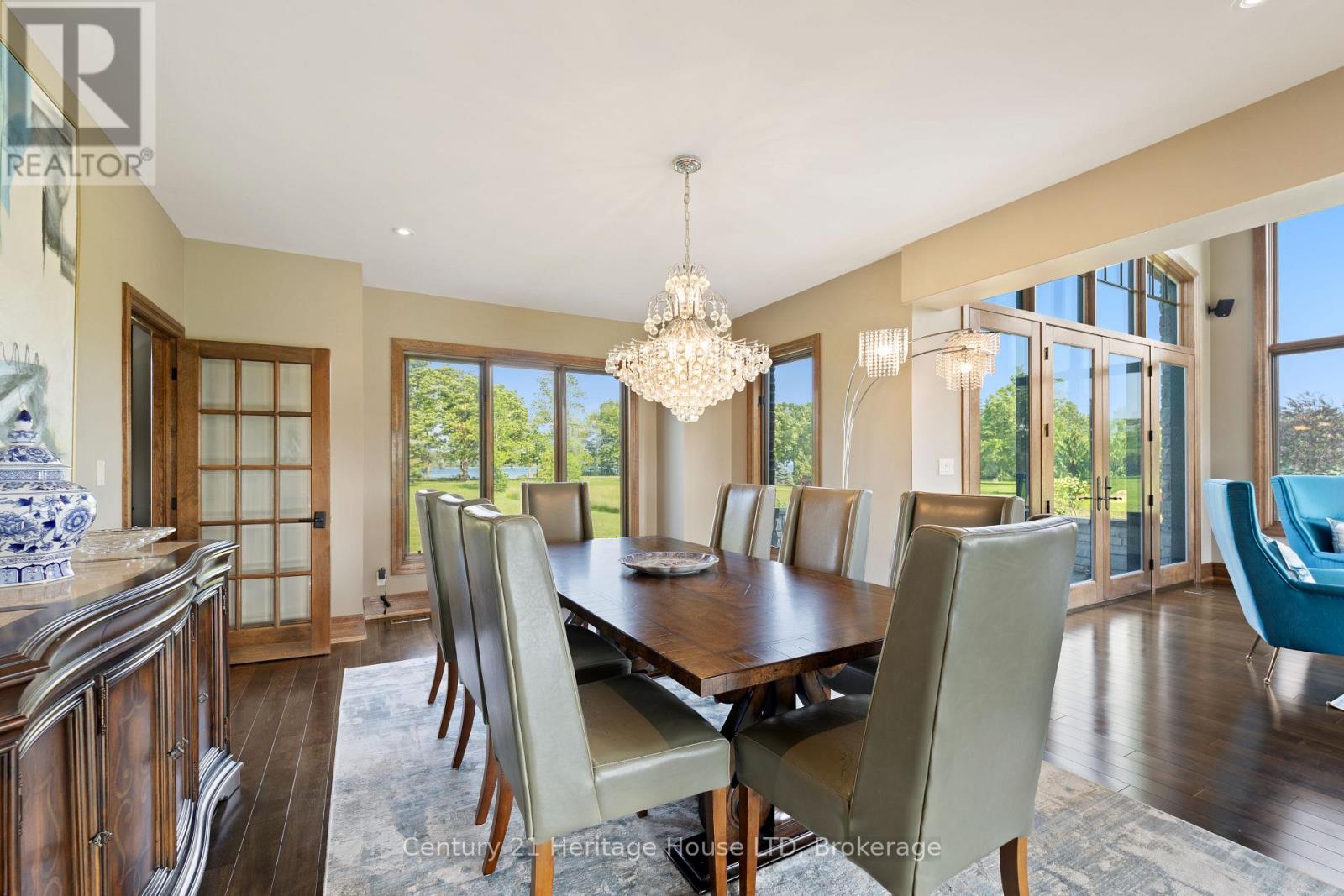 12679 Niagara Parkway, Niagara Falls, Ontario  L2E 6S6 - Photo 12 - X12219049