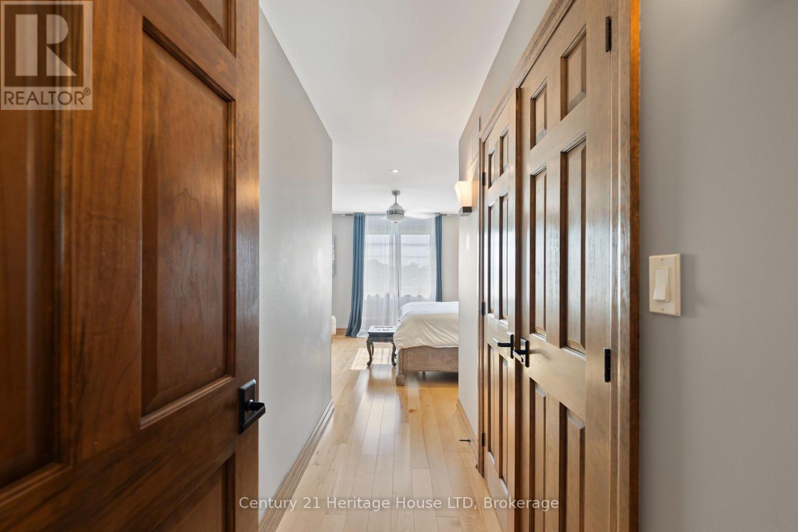 12679 Niagara Parkway, Niagara Falls, Ontario  L2E 6S6 - Photo 19 - X12219049