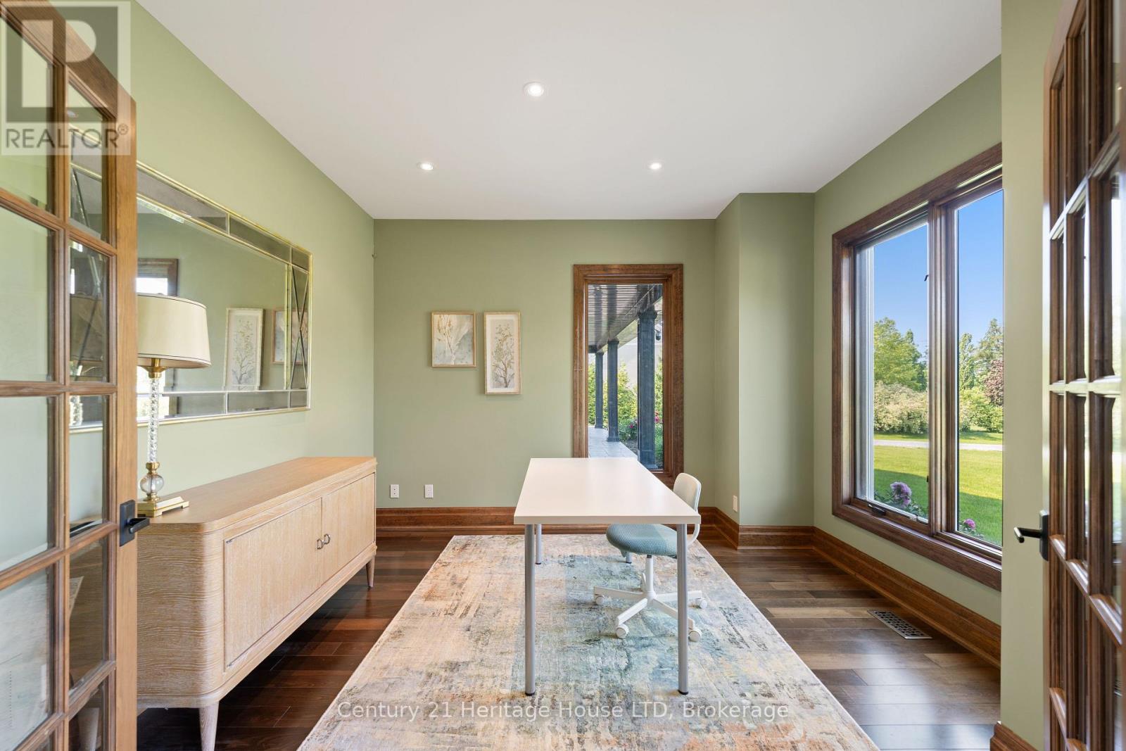 12679 Niagara Parkway, Niagara Falls, Ontario  L2E 6S6 - Photo 31 - X12219049