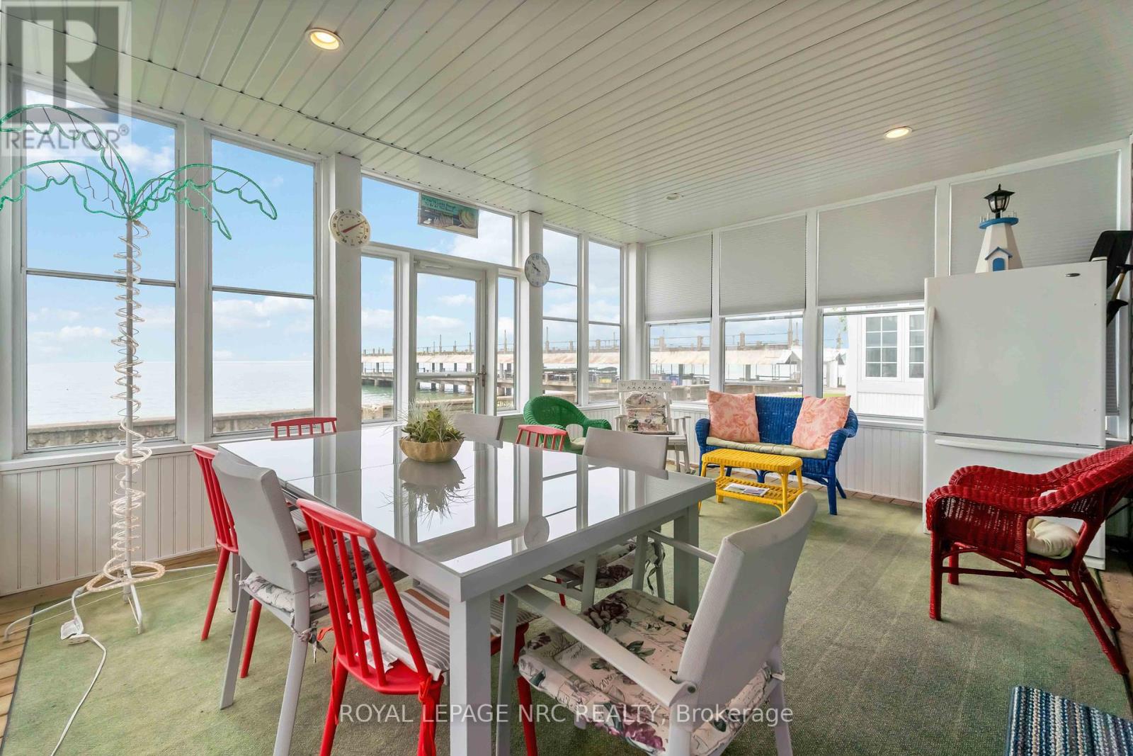 41 Promenade Way, Fort Erie, Ontario  L0S 1B0 - Photo 33 - X12219069