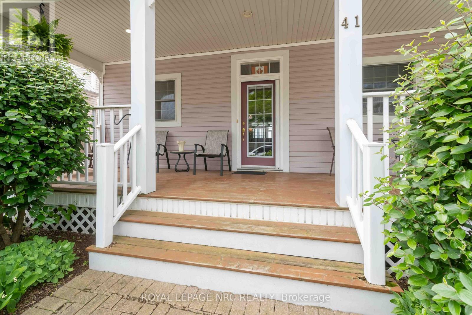 41 Promenade Way, Fort Erie, Ontario  L0S 1B0 - Photo 6 - X12219069