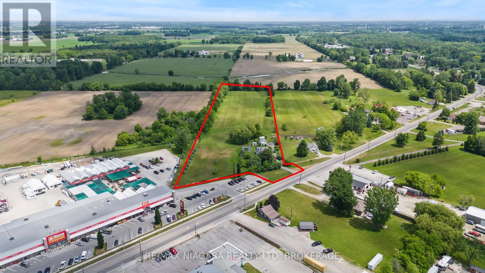 1083 Broad Street E, Haldimand, Ontario  N1A 2Z1 - Photo 2 - X12228269