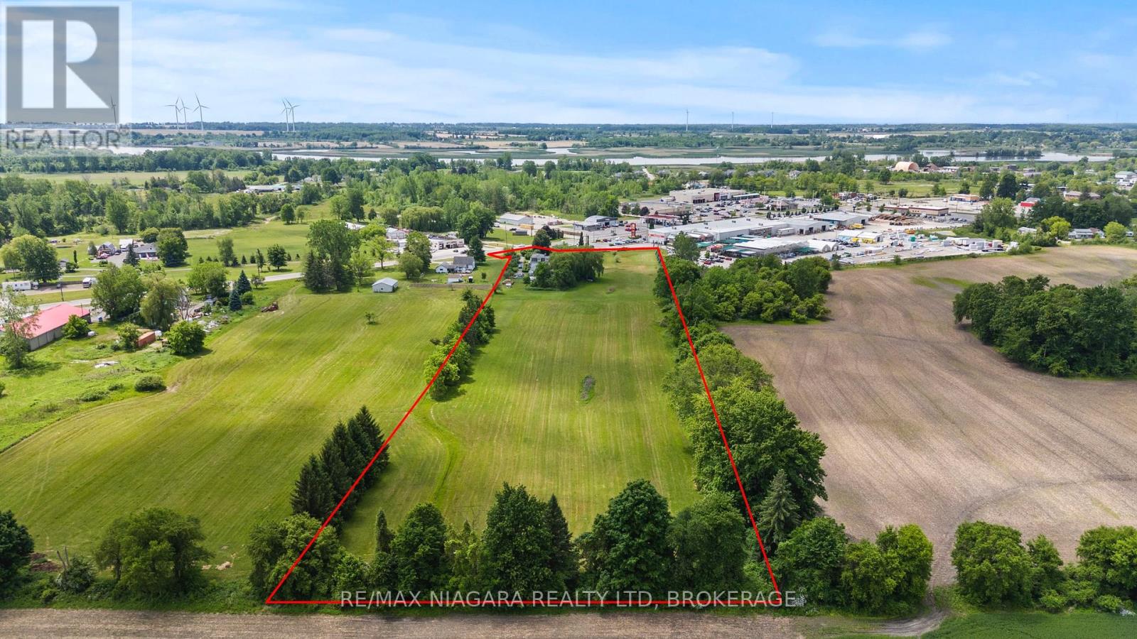 1083 Broad Street E, Haldimand, Ontario  N1A 2Z1 - Photo 6 - X12228269